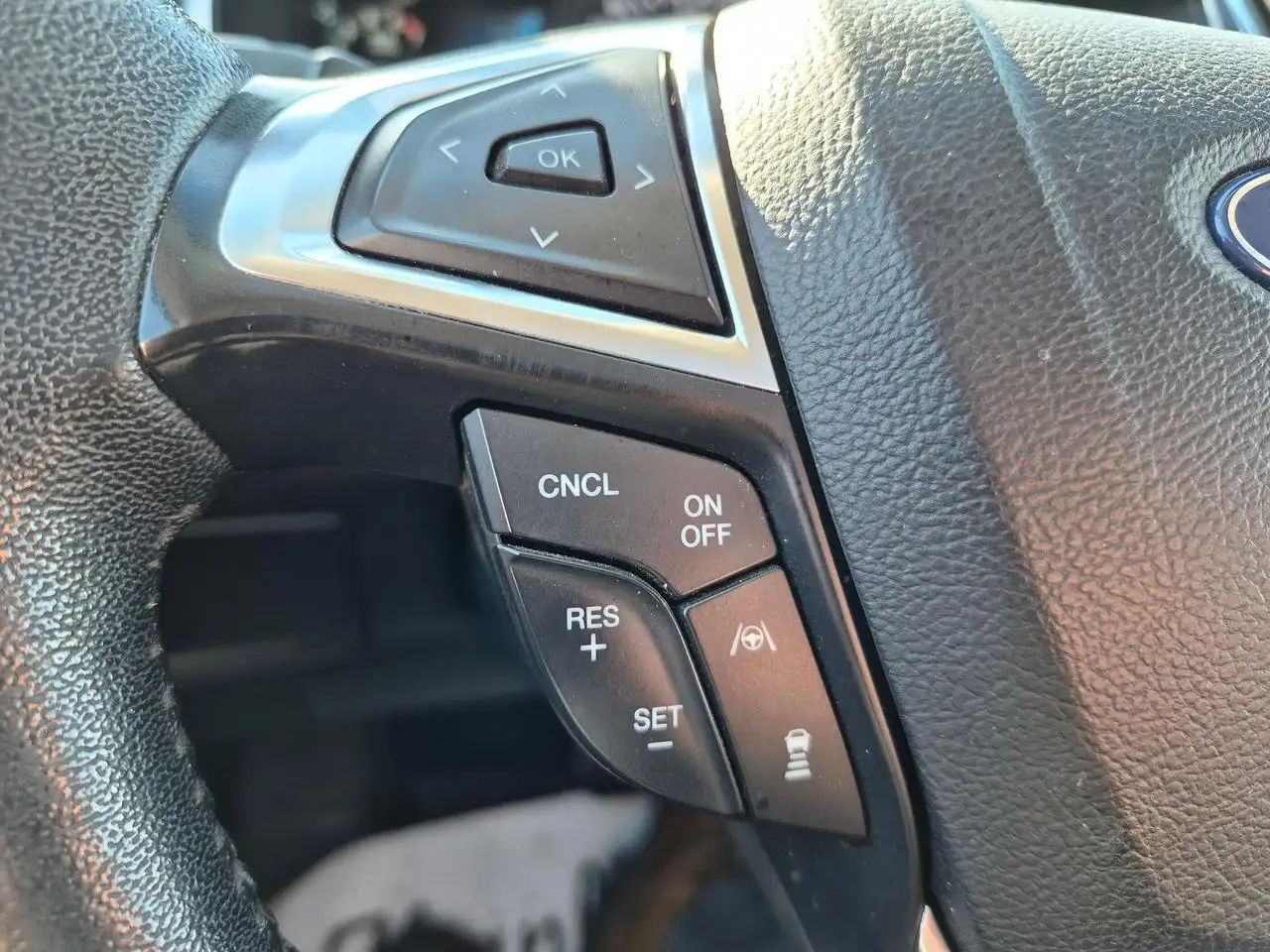 Ford Edge снимка Ford Edge