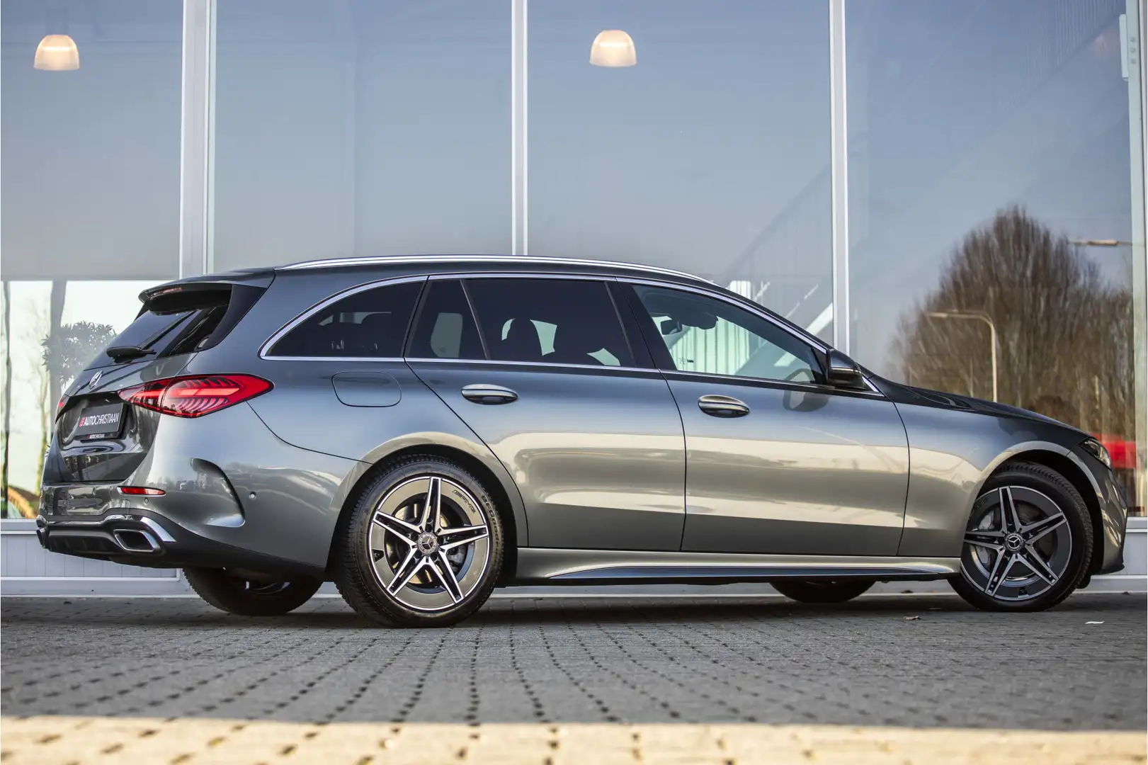 Mercedes-Benz C 200 Estate Launch Edition AMG Line | NL Auto | Elektri Grijs - 2