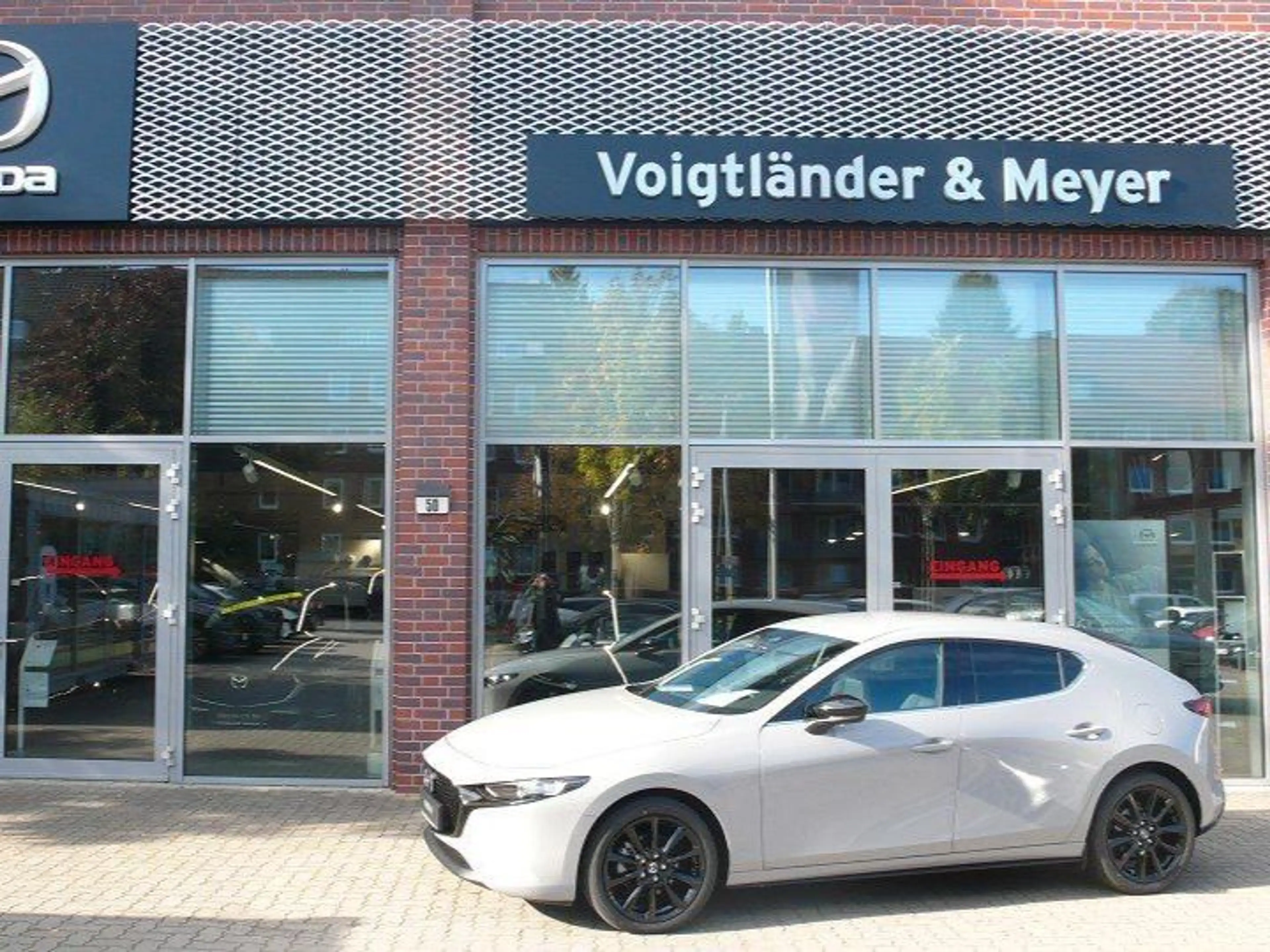 Mazda 3 2.5L e-SKYACTIV G 140PS Homura Automatik