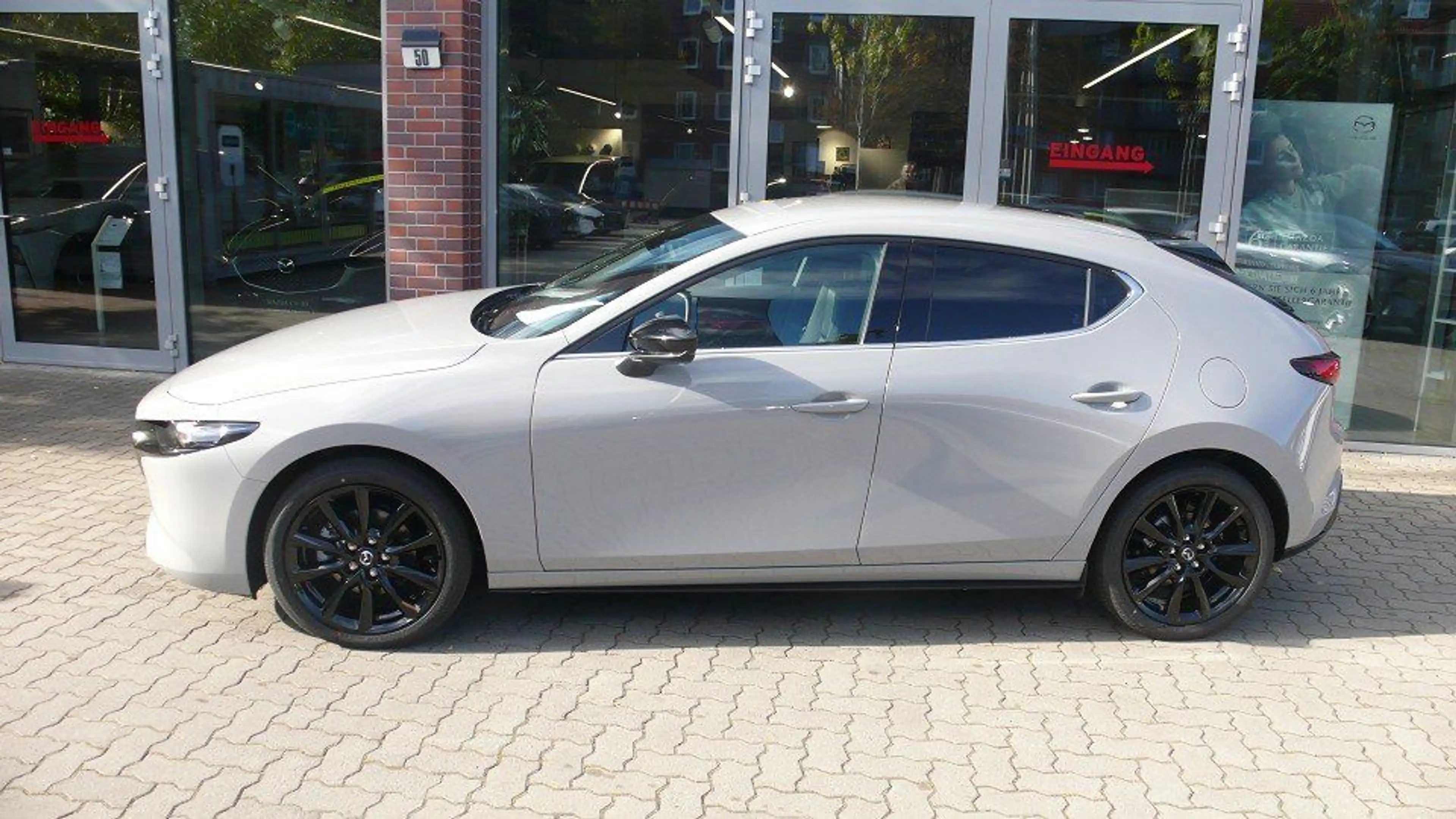 Mazda 3 2.5L e-SKYACTIV G 140PS Homura Automatik — photo 5