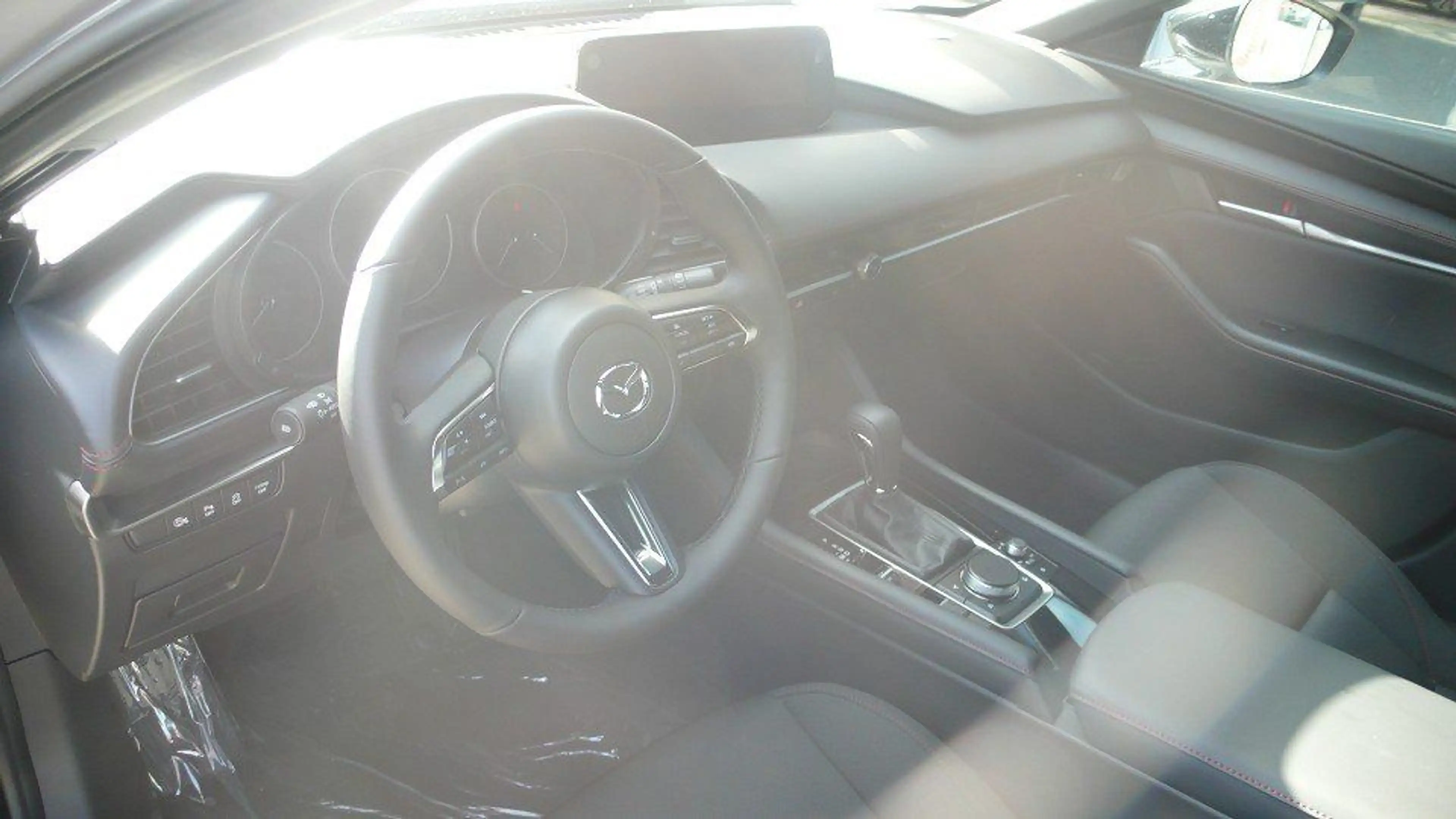 Mazda 3 2.5L e-SKYACTIV G 140PS Homura Automatik — photo 8