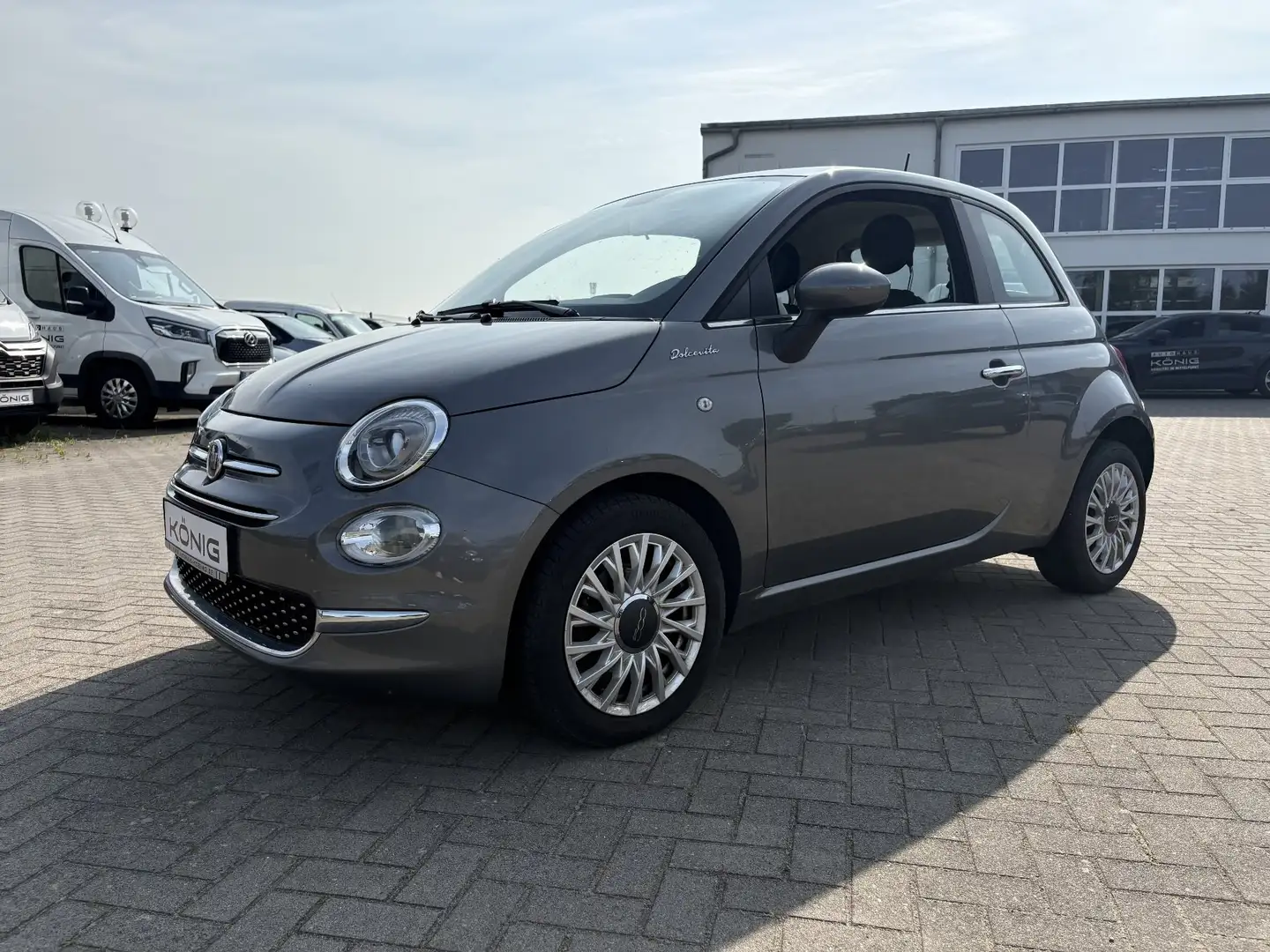 Fiat 500 Glasdach * Klimaauto. * PDC hinten Dolcevita Grijs - 1