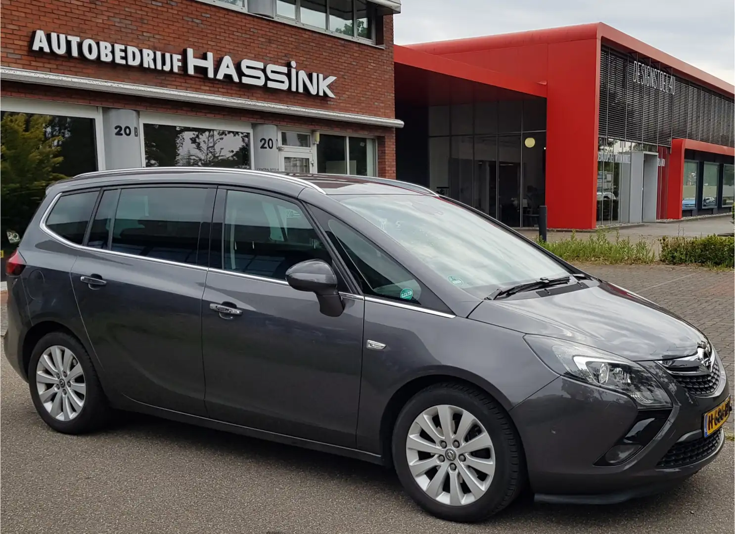 Opel Zafira Tourer 1.4 T 7 Pers Navi 1/2 Leer Trekhaak Xenon Grau - 1