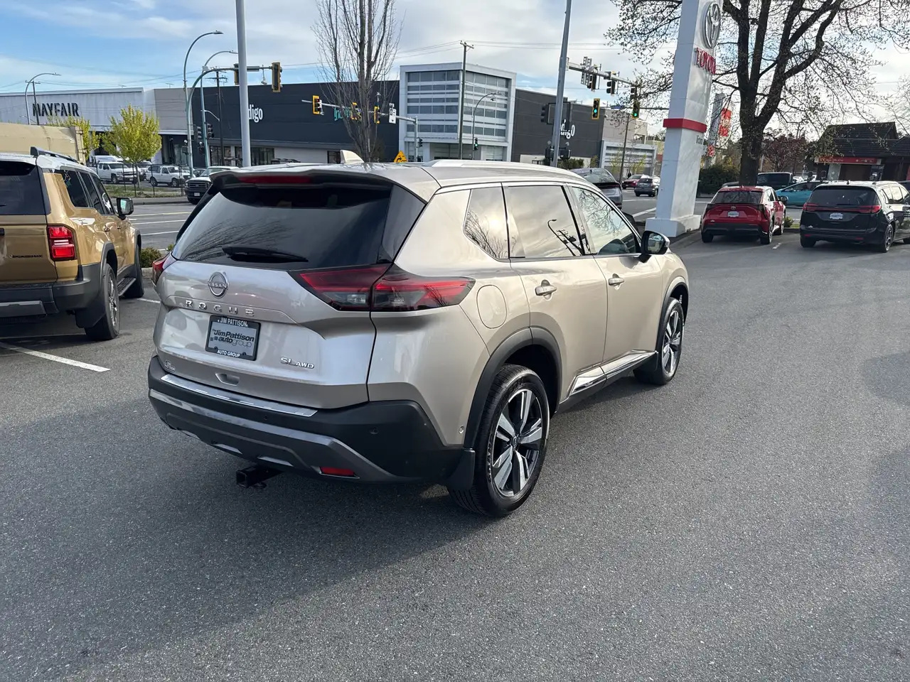 Nissan Rogue снимка Nissan Rogue