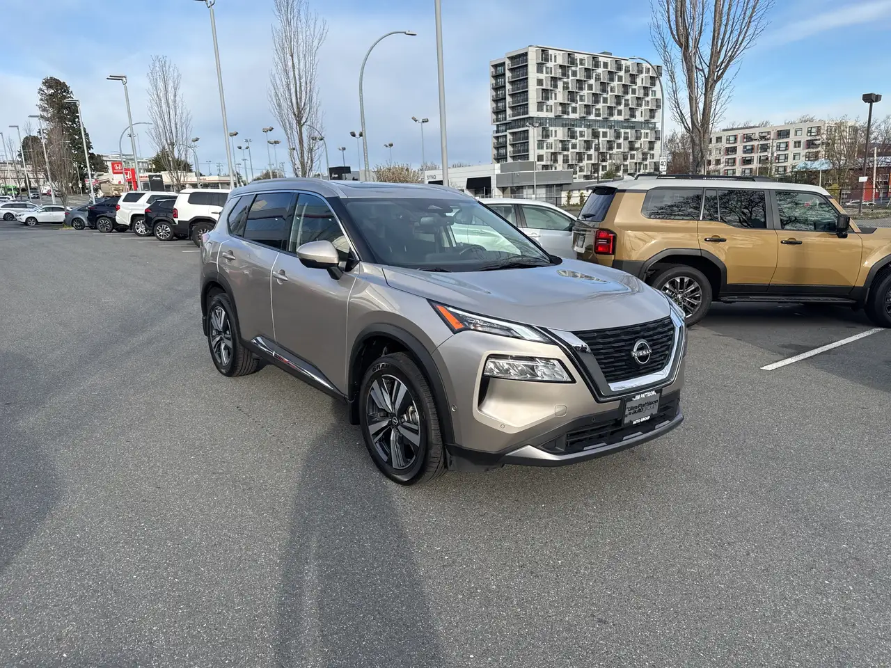 Nissan Rogue снимка Nissan Rogue