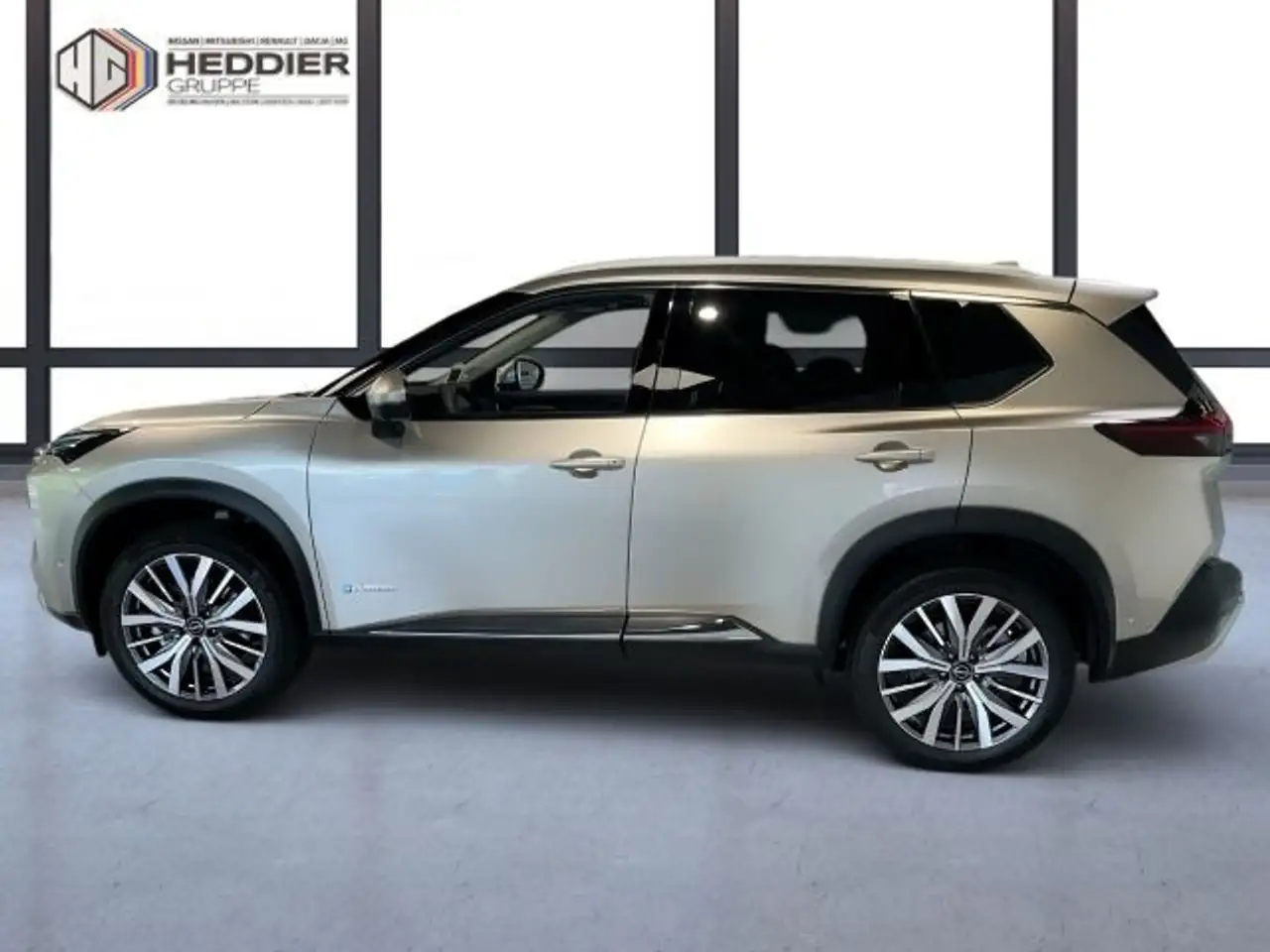 Nissan X-Trail X-TRAIL 1.5 VC-T e-4ORCE 213 PS 4x4 Tekna+ 5 Sit 4