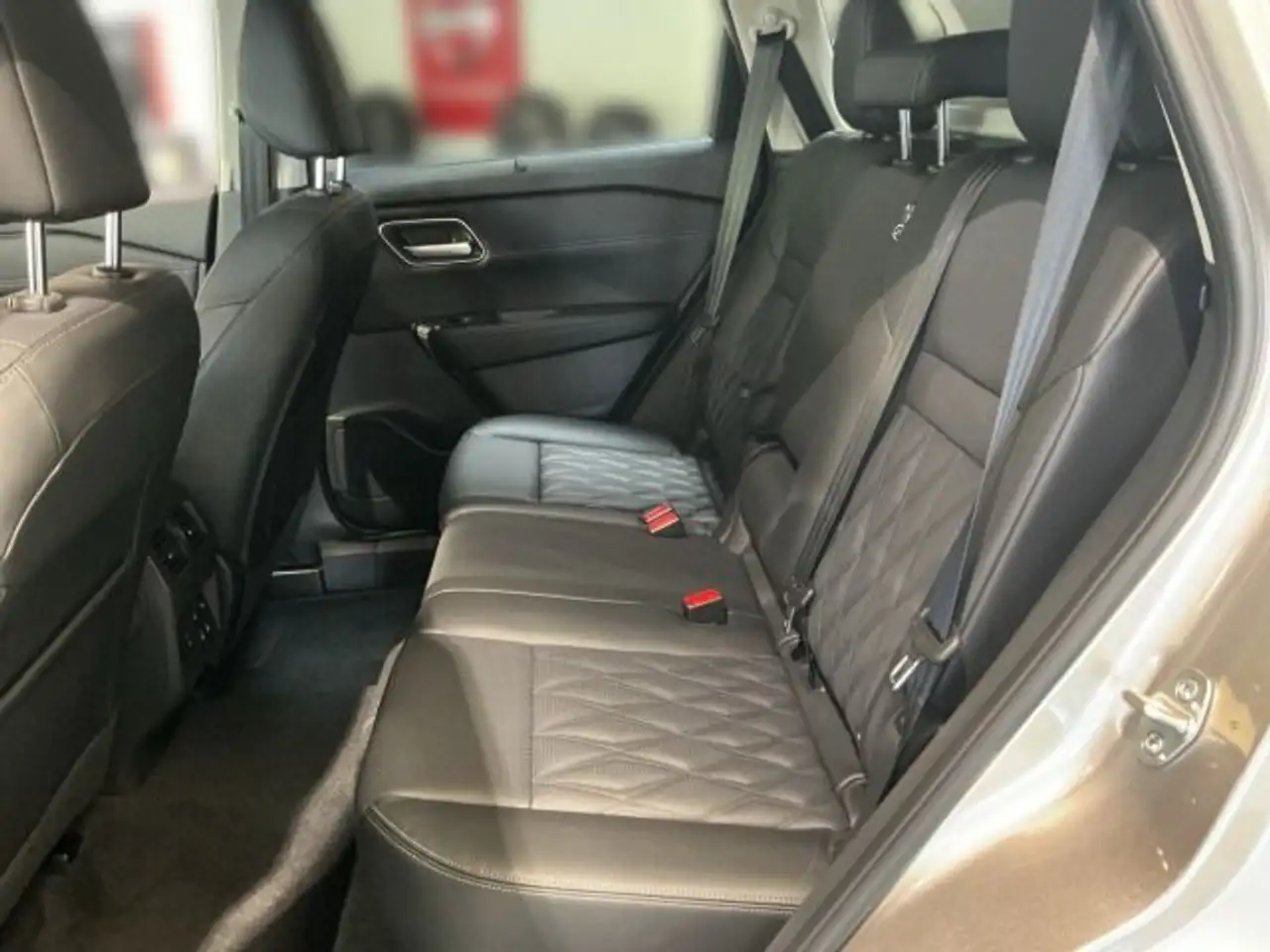 Nissan X-Trail X-TRAIL 1.5 VC-T e-4ORCE 213 PS 4x4 Tekna+ 5 Sit 11