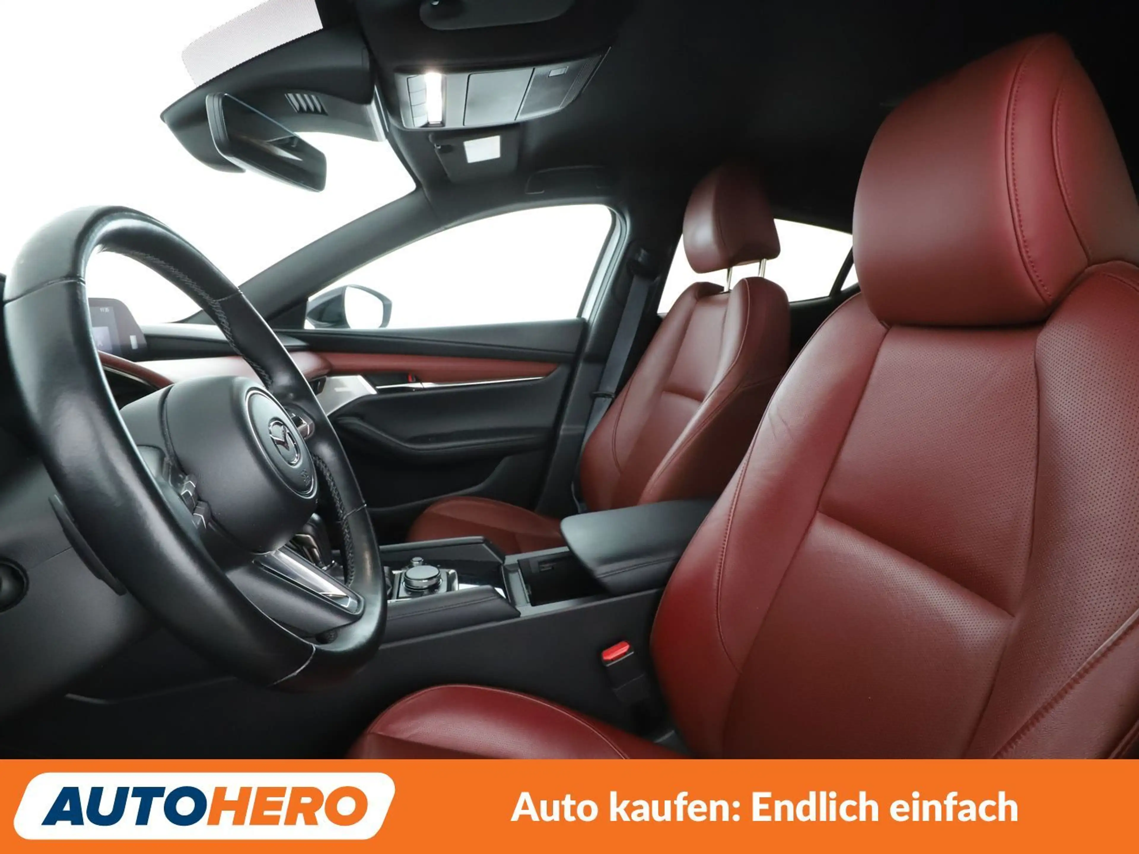 Mazda 3 2.0 Skyactiv-X Mild-Hybrid Selection AWD Aut*NAVI* — photo 10