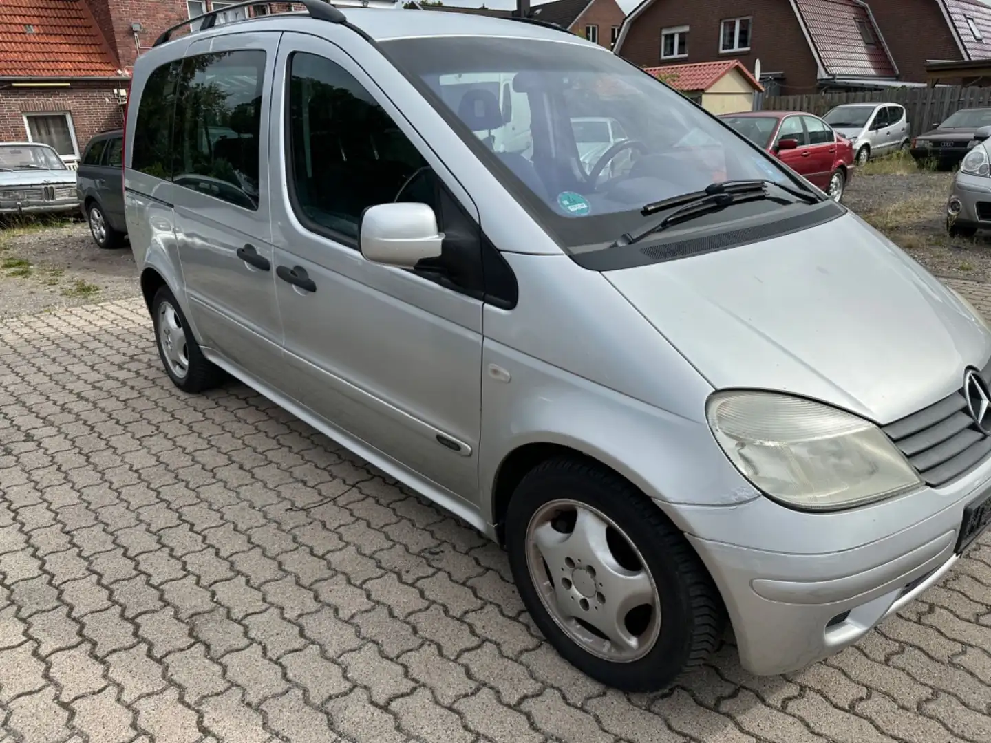 Mercedes-Benz Vaneo Compact Van 1.9 Argintiu - 2