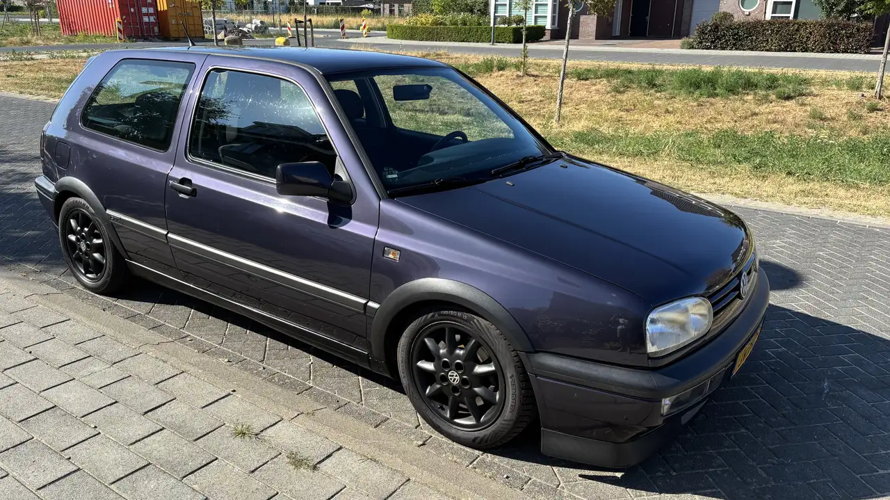 Volkswagen Golf GTI