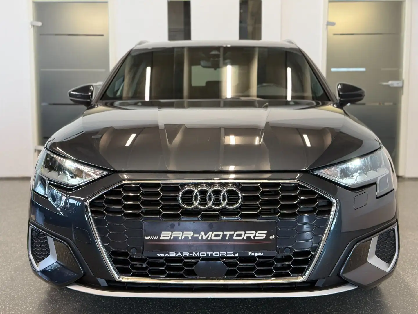 Audi A3 30 2.0 TDI *SPORT*VIRTUAL*LED*LANE*ACC*MEGA-PREIS* Grau - 2