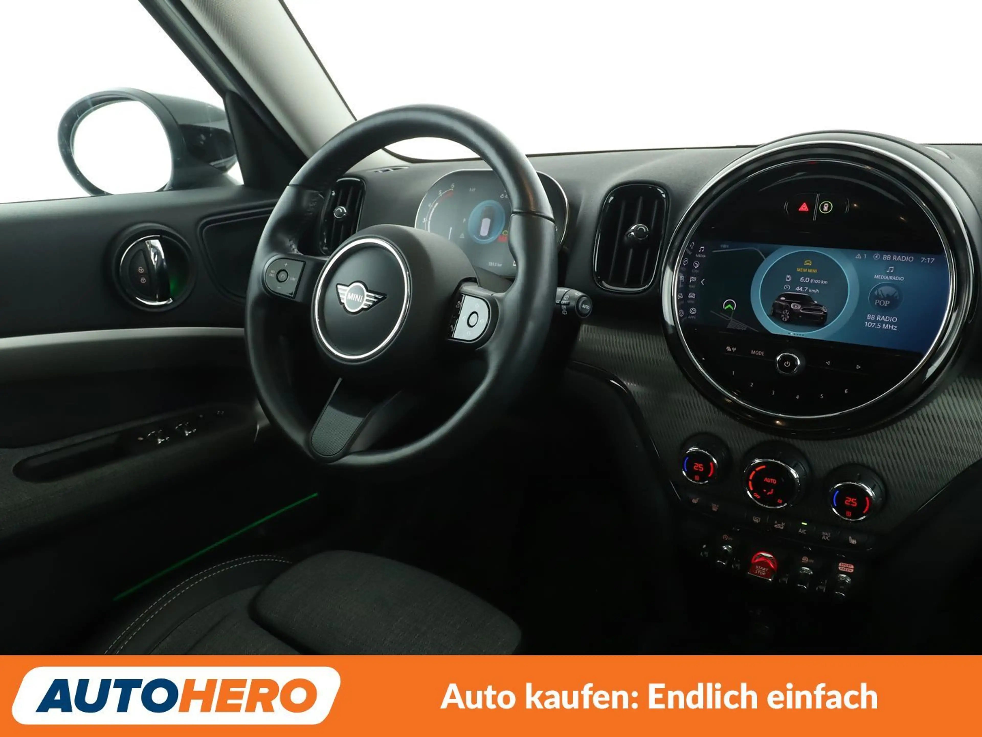 MINI Cooper D Countryman Cooper D Classic Trim Aut.*NAVI*PDC*TEMPO*SHZ* — photo 13