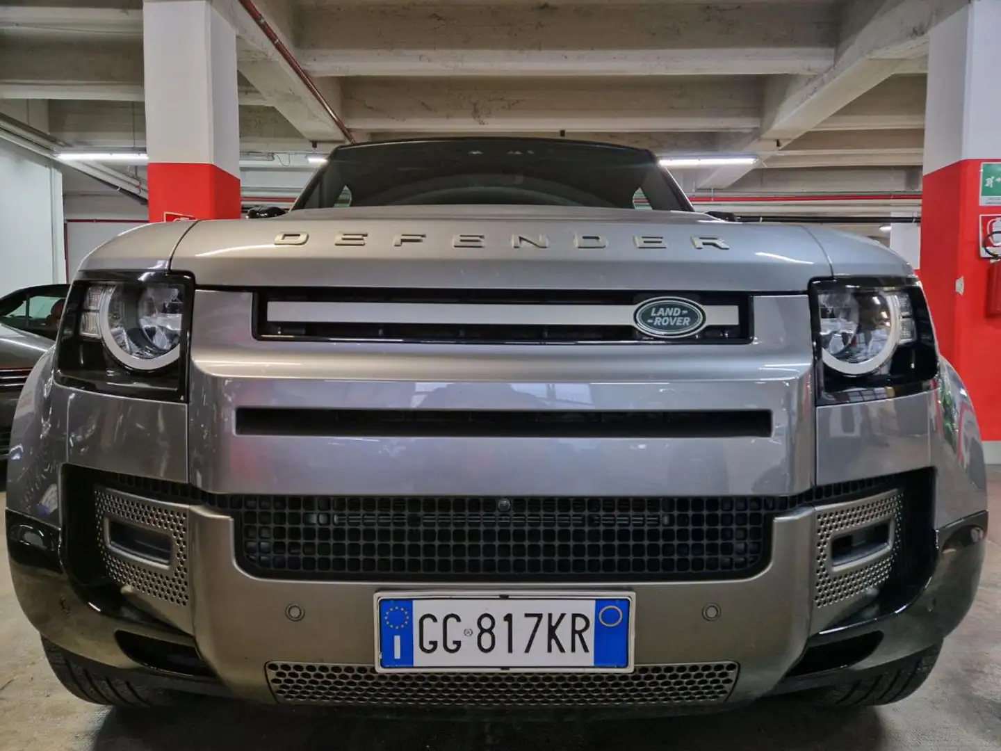 Land Rover Defender 110 3.0D I6 250 CV MHEV AWD Auto X-Dynamic 7 POSTI Gris - 2