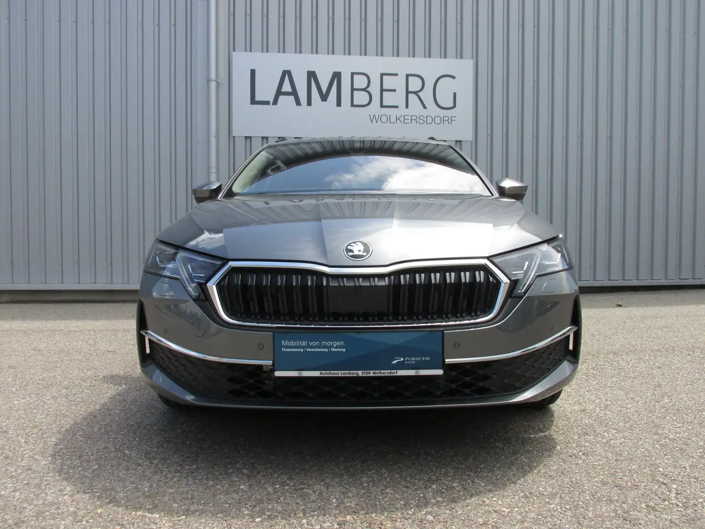 Skoda Octavia Selection TSI mHEV DSG Grau - 2