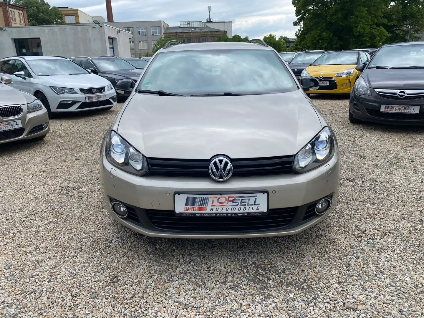 Volkswagen Golf 6 1.4 TSI MATCH Xenon PDC Sitzheizung 2.H Beżowy - 2