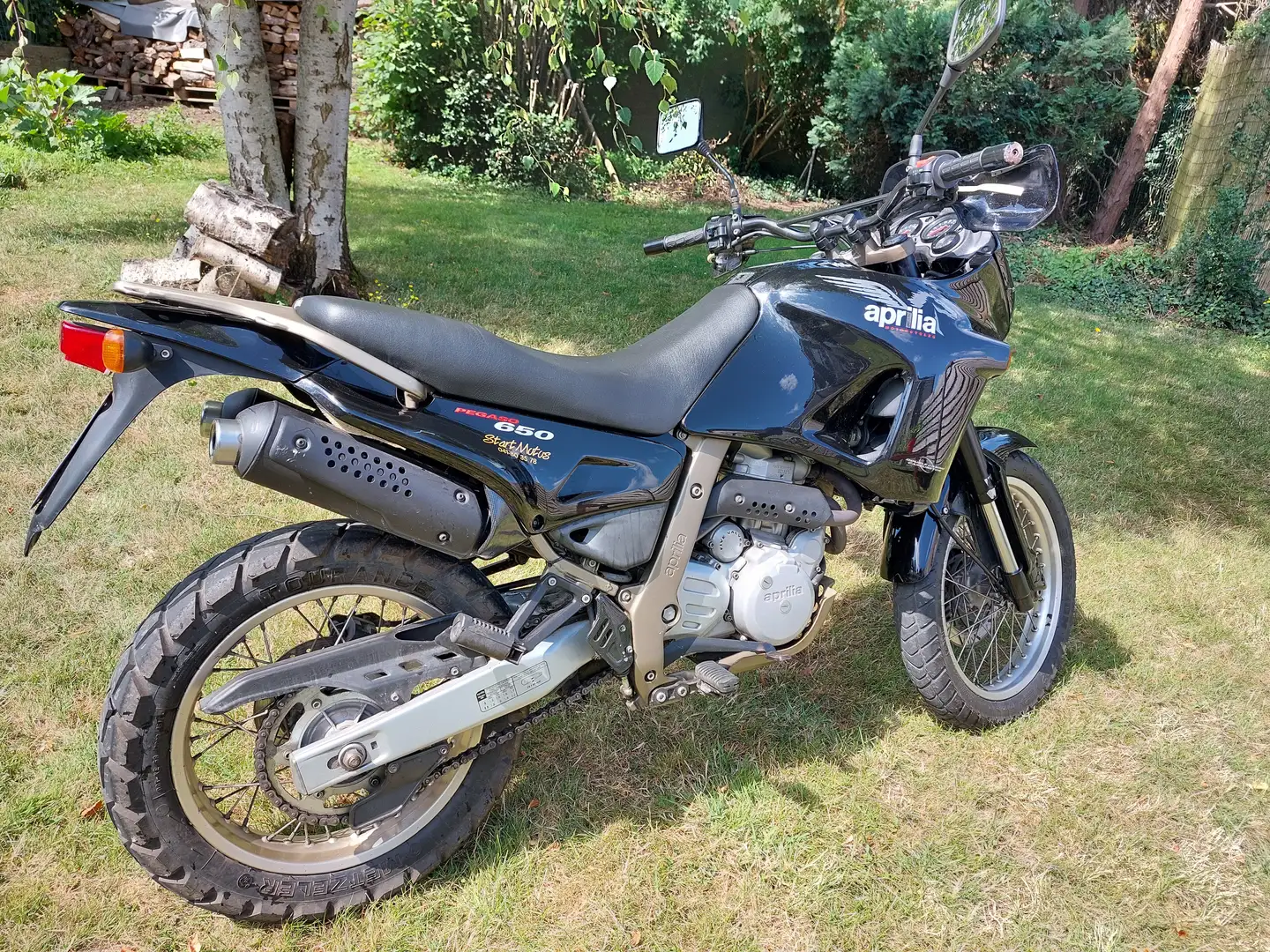 Aprilia Pegaso 650 Trail Noir - 1