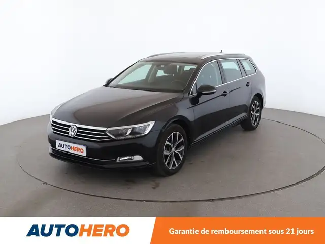 2019 Volkswagen Passat in Black for sale