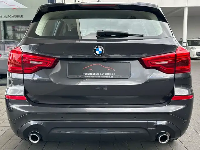 BMW X3 view 7