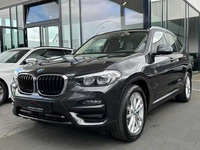 BMW X3 main image