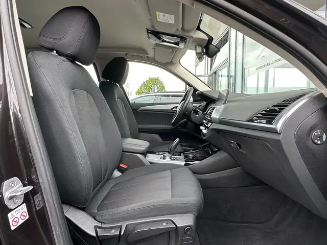 BMW X3 view 14