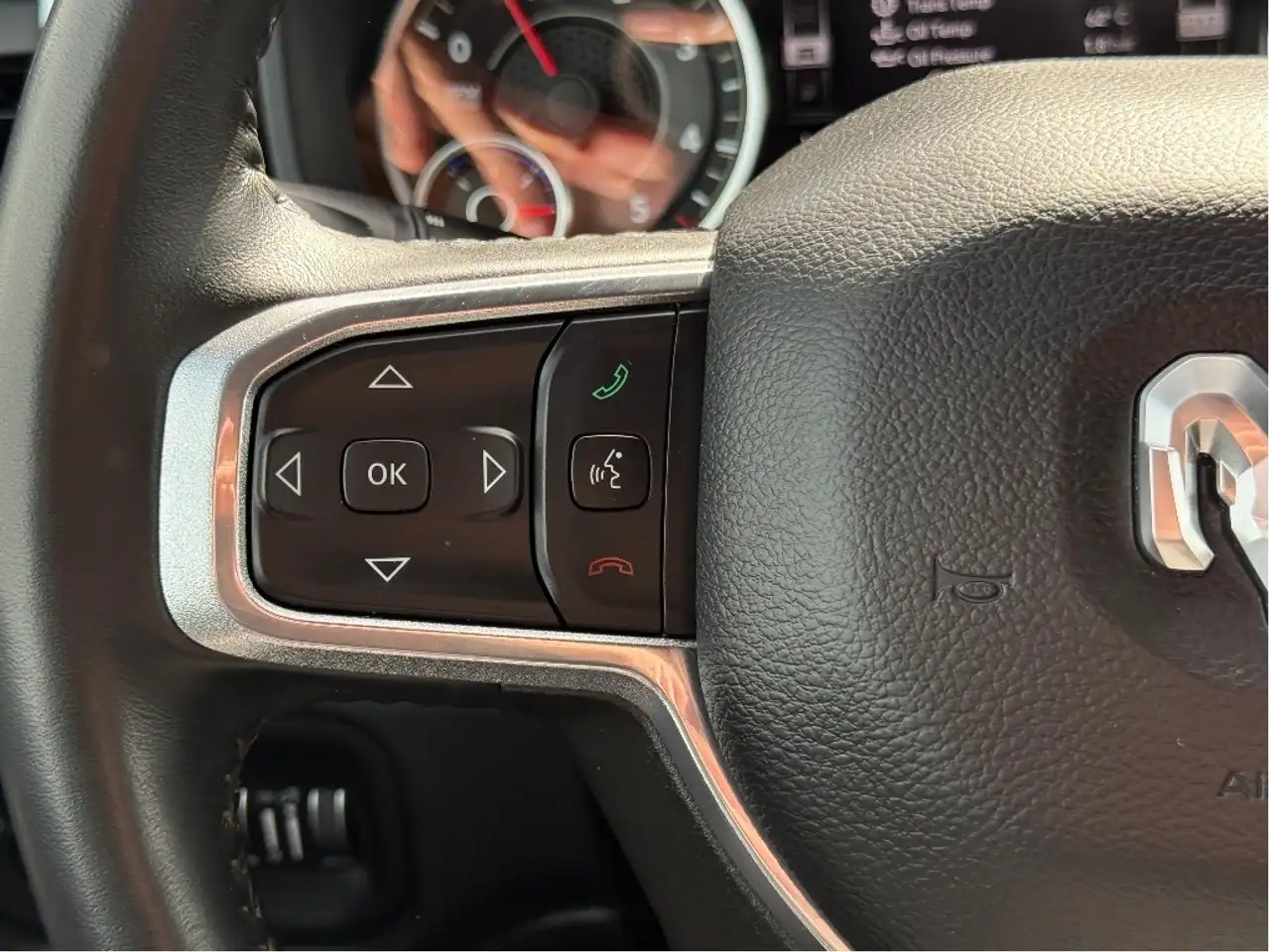 RAM 1500 снимка RAM 1500