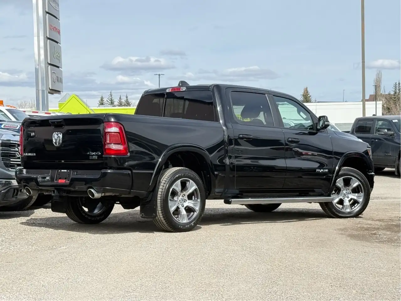 RAM 1500 снимка RAM 1500