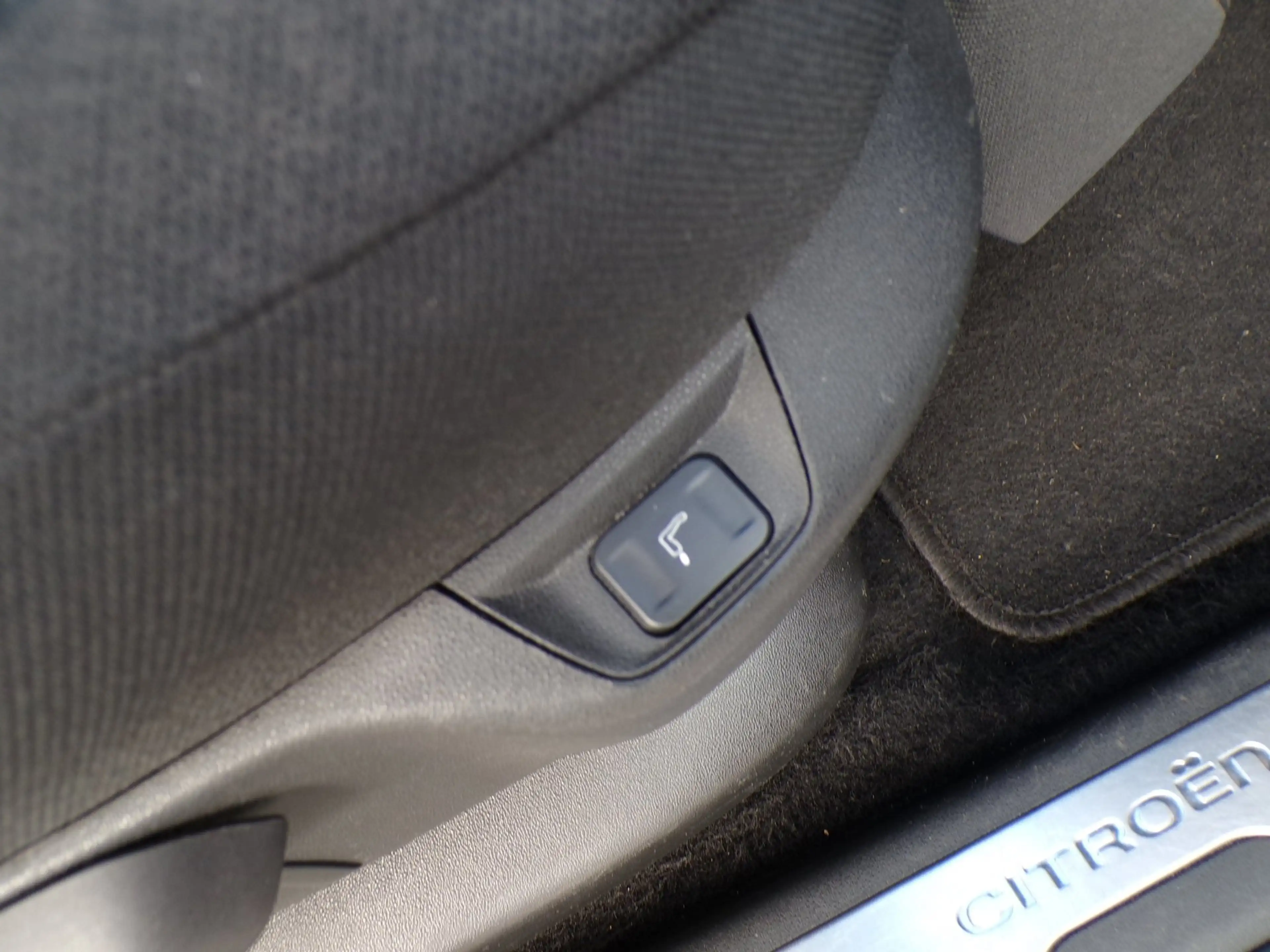 Citroen Grand C4 Picasso 1.2 PureTech Live|Cruise|Cam|Trekh. — photo 13