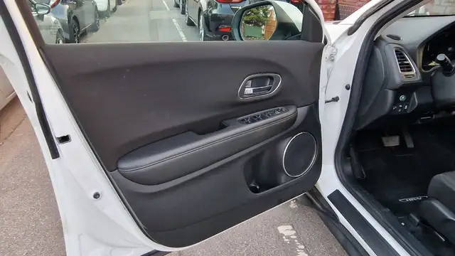 Honda HR-V view 12