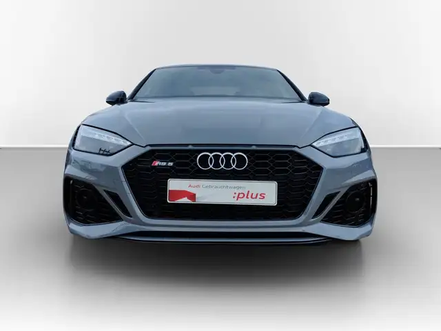 Audi RS5 view 2