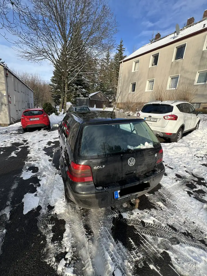 Volkswagen Golf 4 (1999) — 5-Türer, Alufelgen, Sch, foto 4