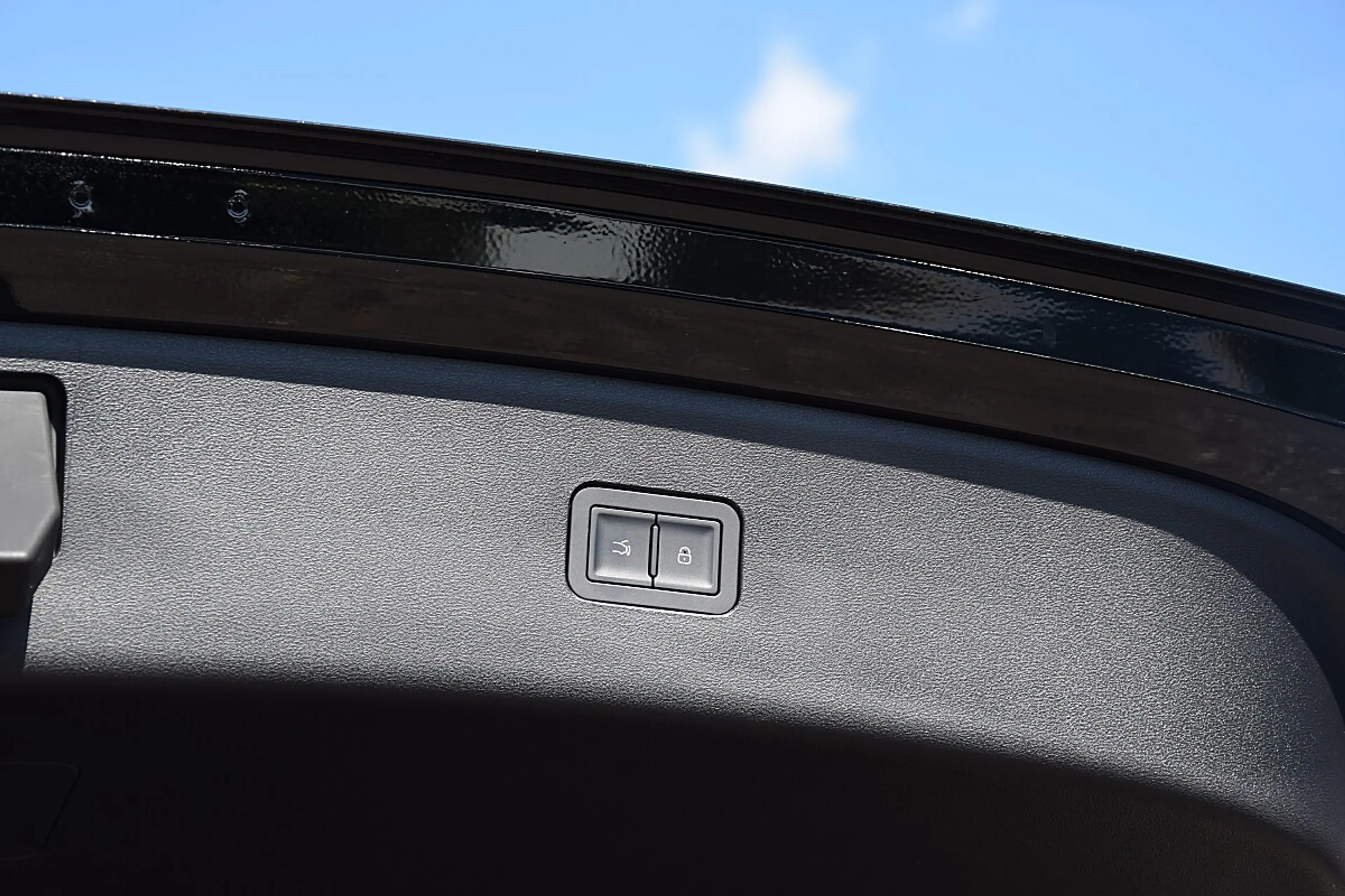 BYD Seal 6 DM-i Touring PHEV 19kWh Comfort Österreich Pake... — photo 11