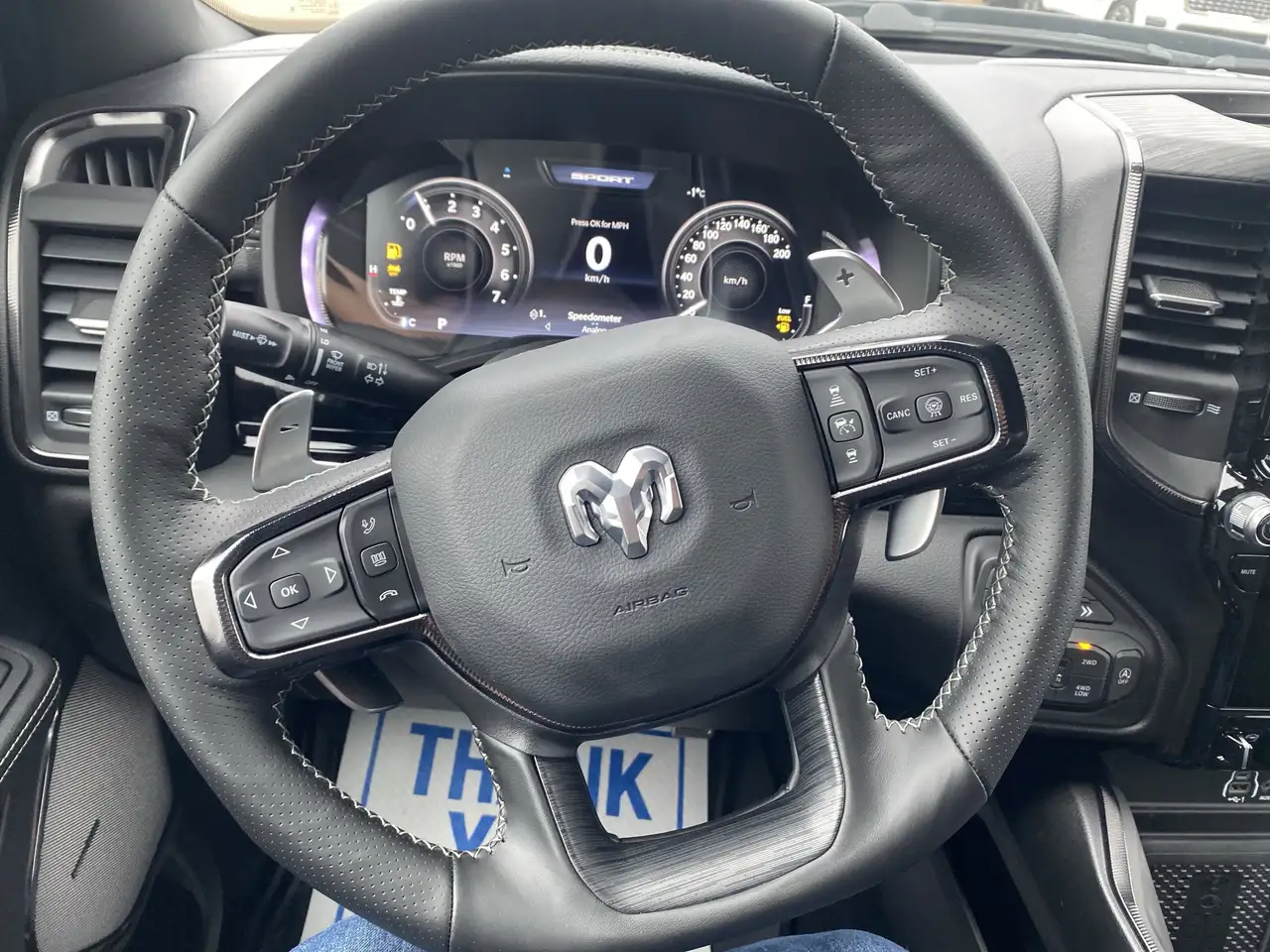 RAM 1500 снимка RAM 1500