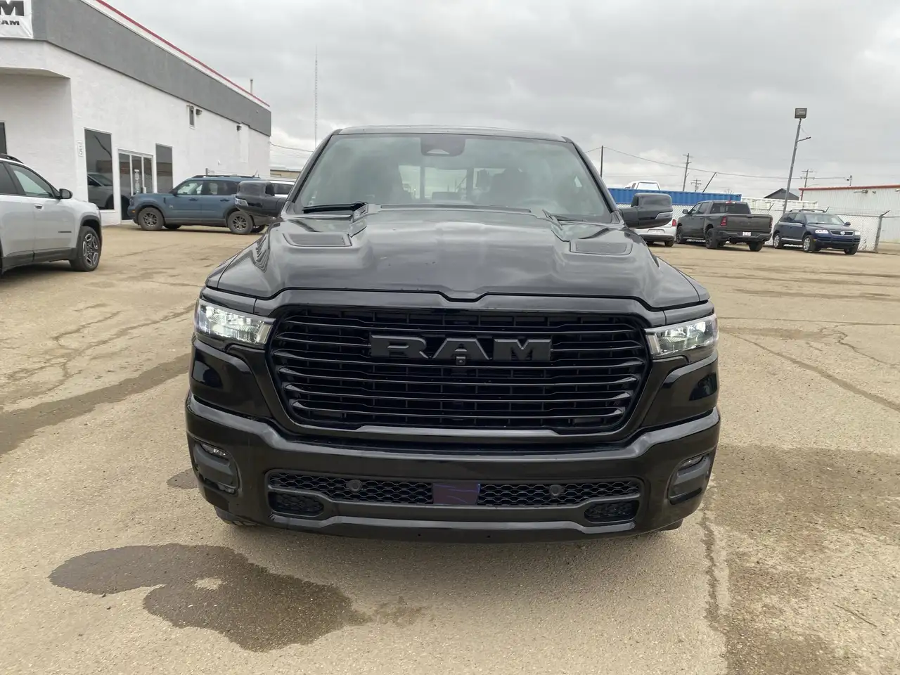RAM 1500 снимка RAM 1500