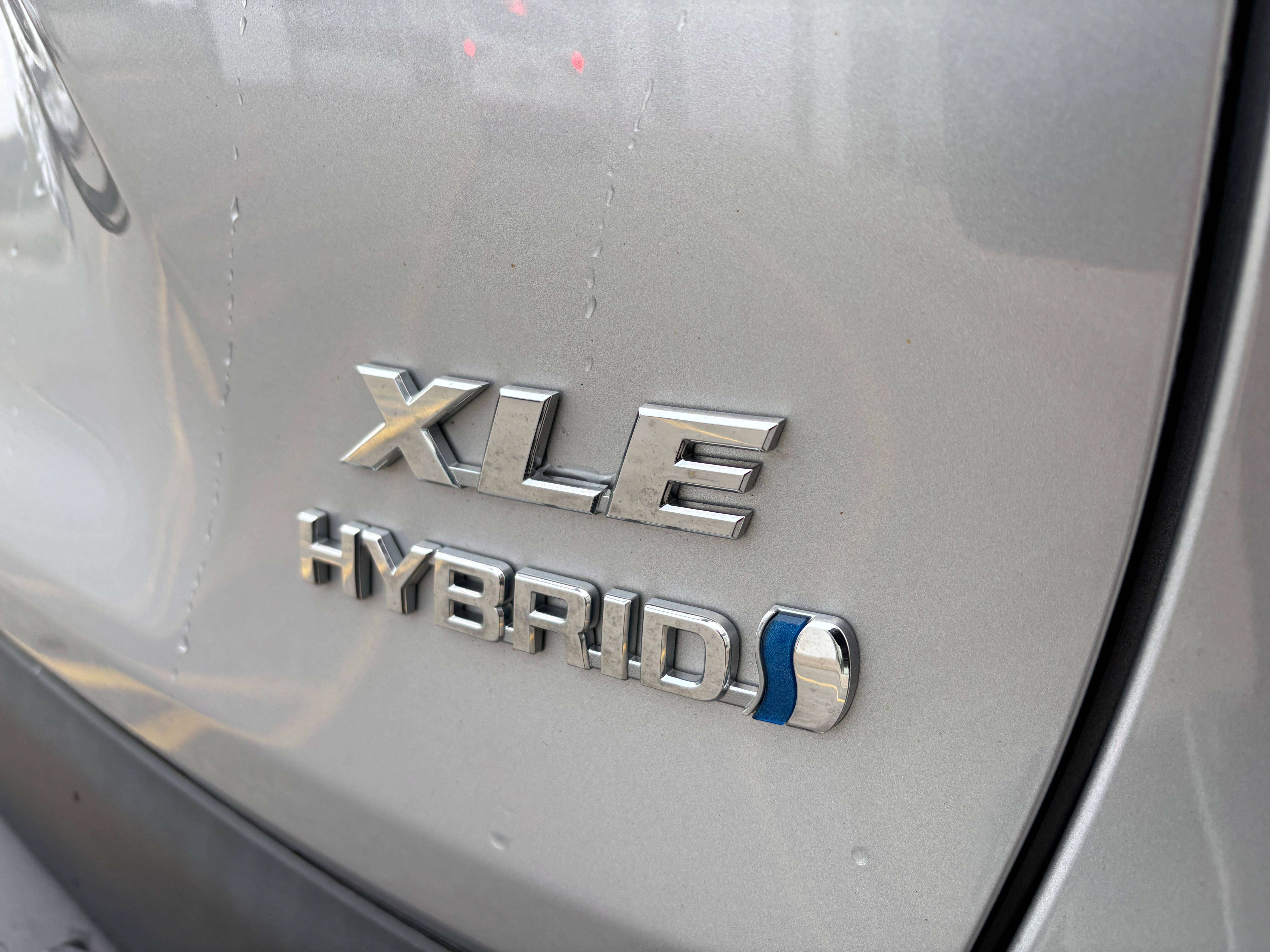 used 2020 Toyota RAV4 car, priced at $31,995