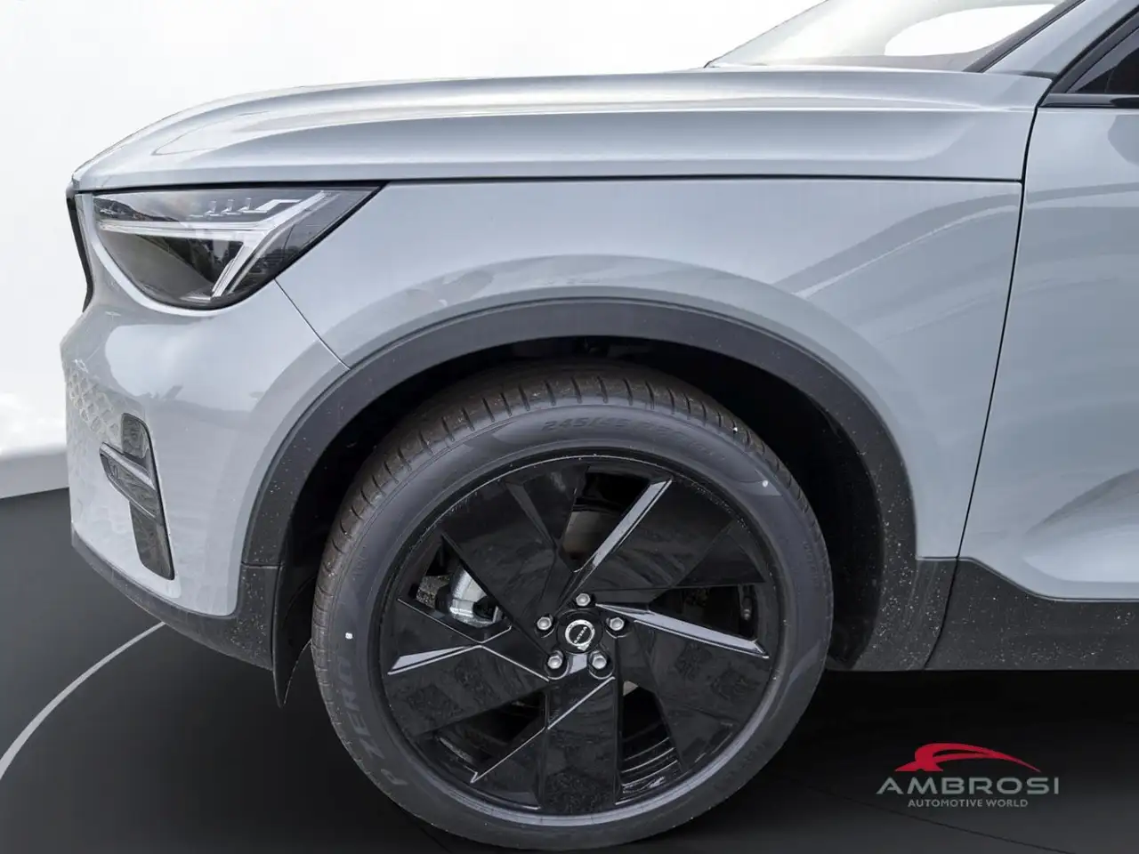 Volvo XC40 2026