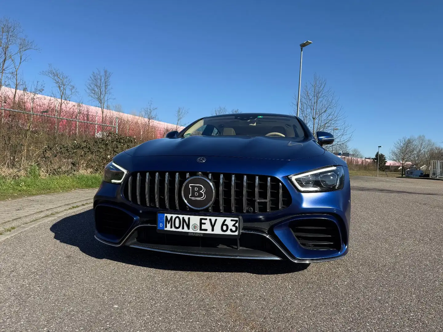 Mercedes-Benz AMG GT 4-trg. 63 S 4Matic+ TRAUMFARBEN + VOLL Blau - 2