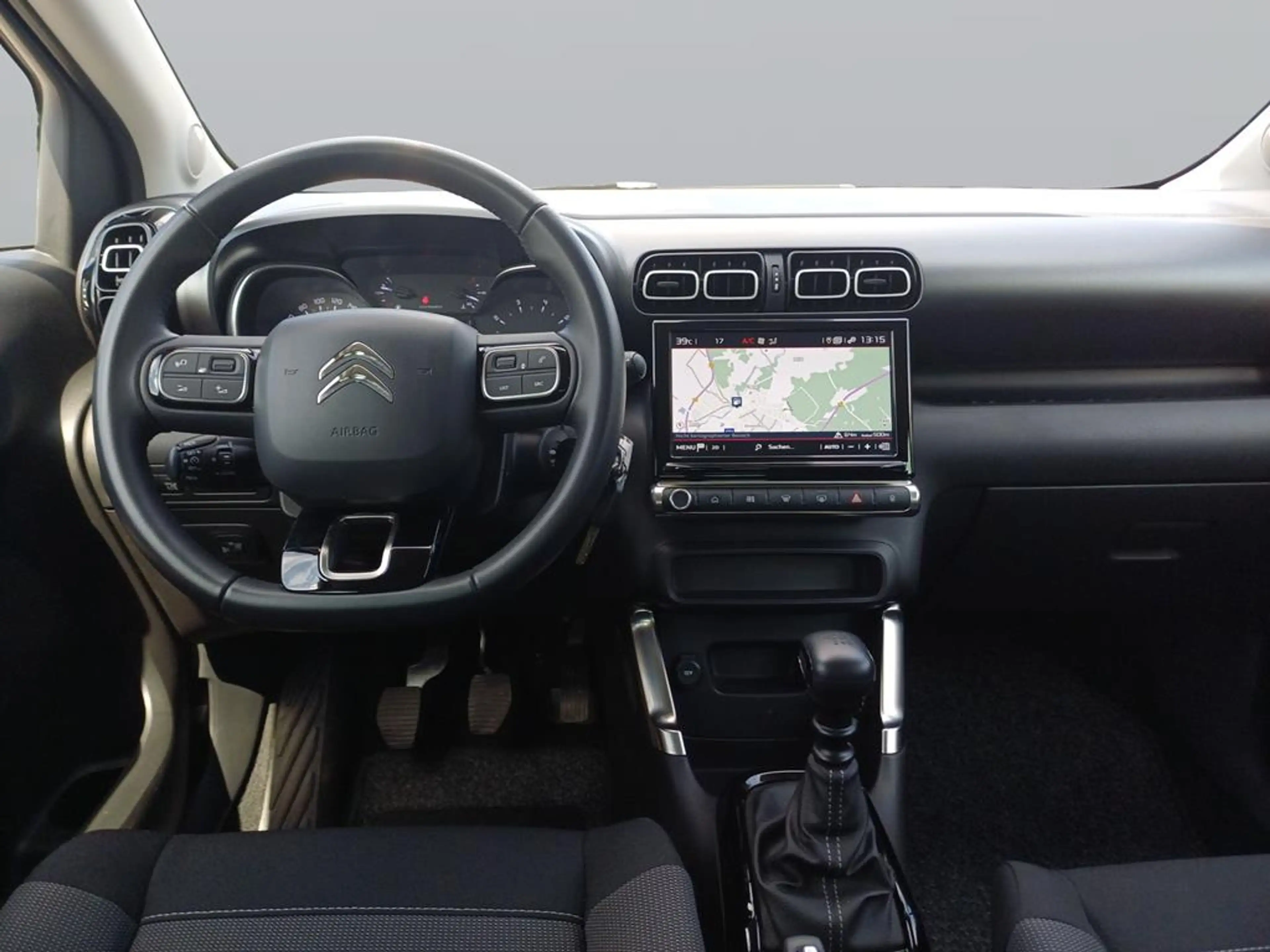 Citroen C3 Aircross PureTech 110 S&S Shine — photo 9
