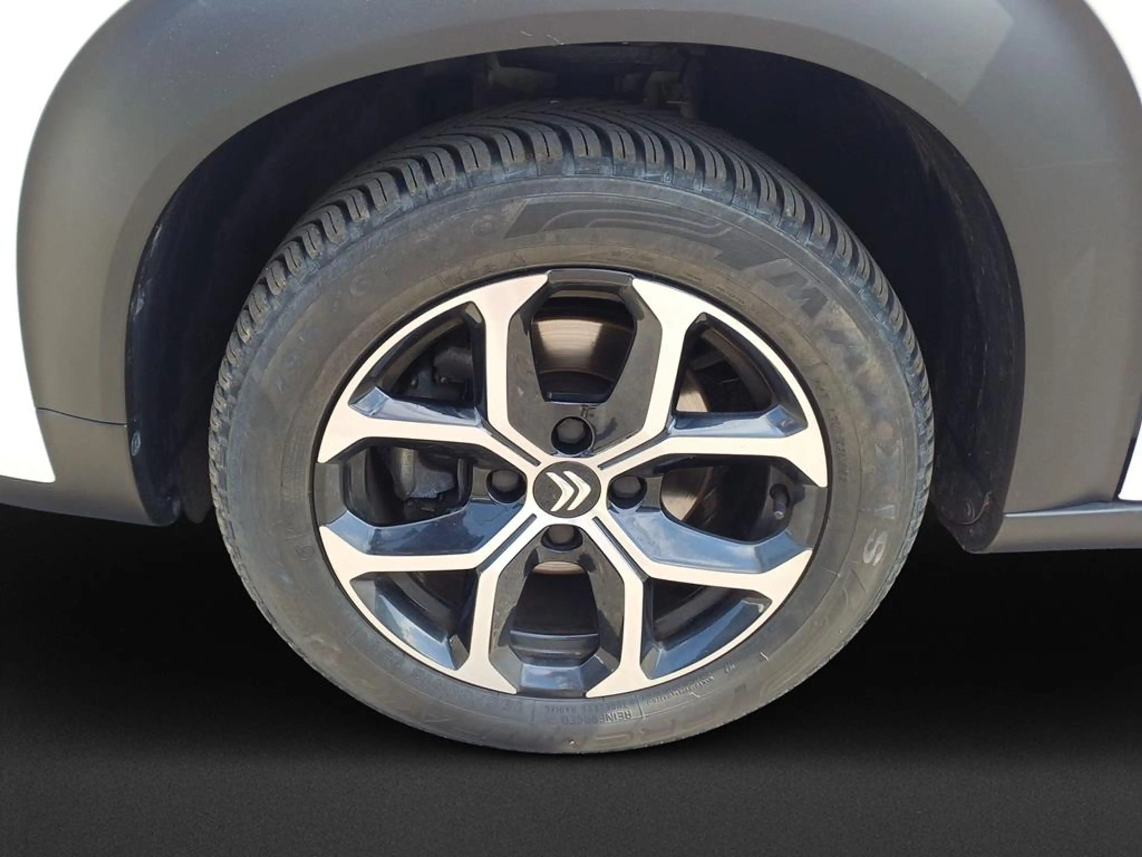 Citroen C3 Aircross PureTech 110 S&S Shine — photo 7