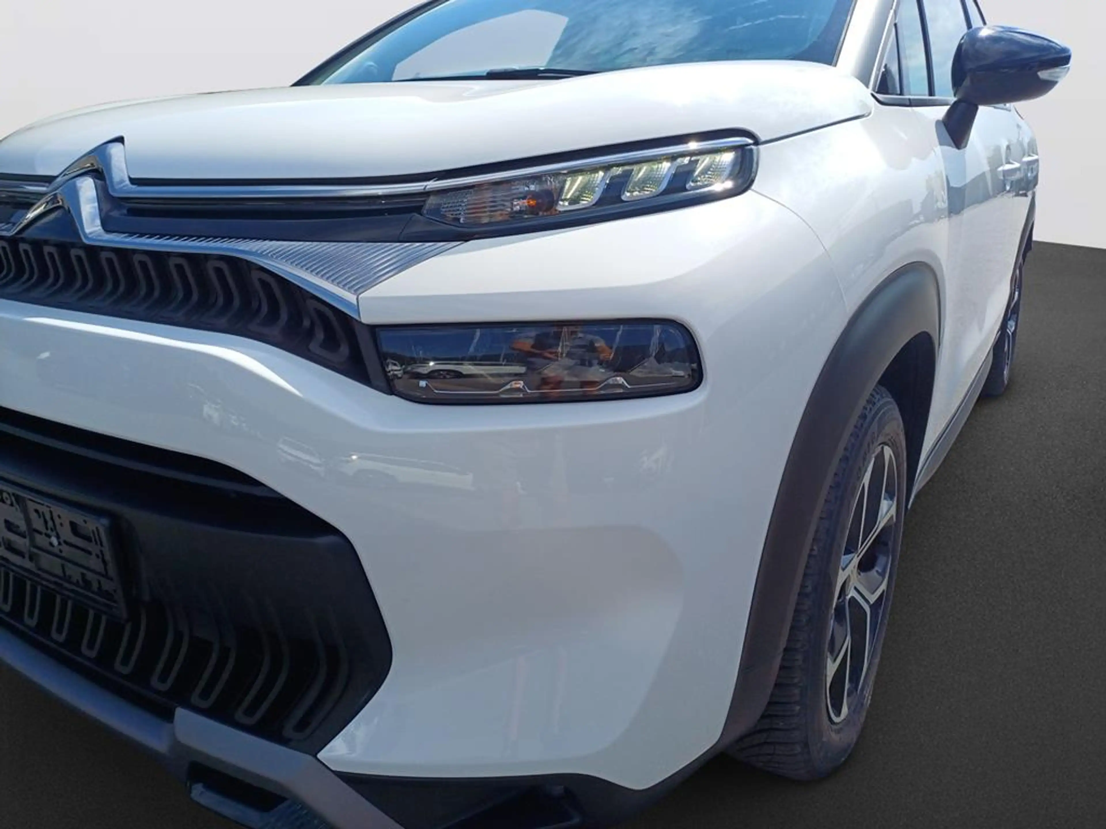 Citroen C3 Aircross PureTech 110 S&S Shine — photo 8