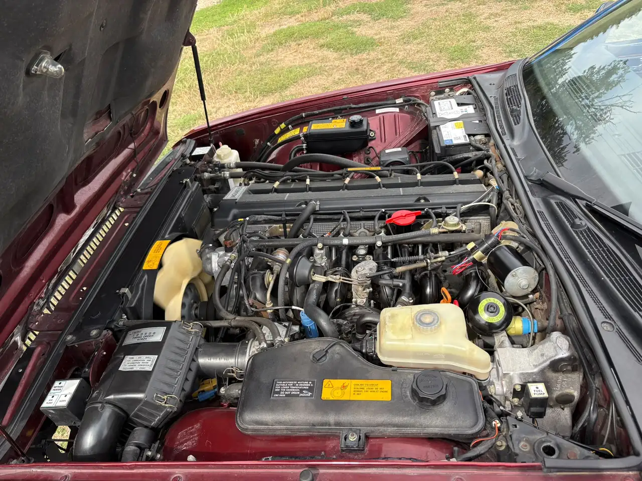 Jaguar XJ40, foto 2