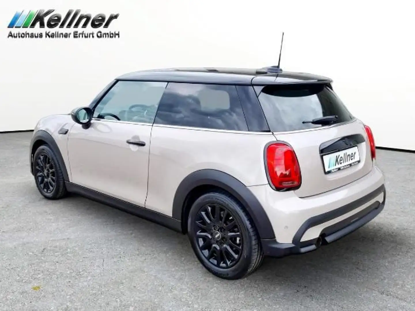 MINI Cooper Aut. Classic Trim LED+Navi+R-Kamera+Spor Grau - 2