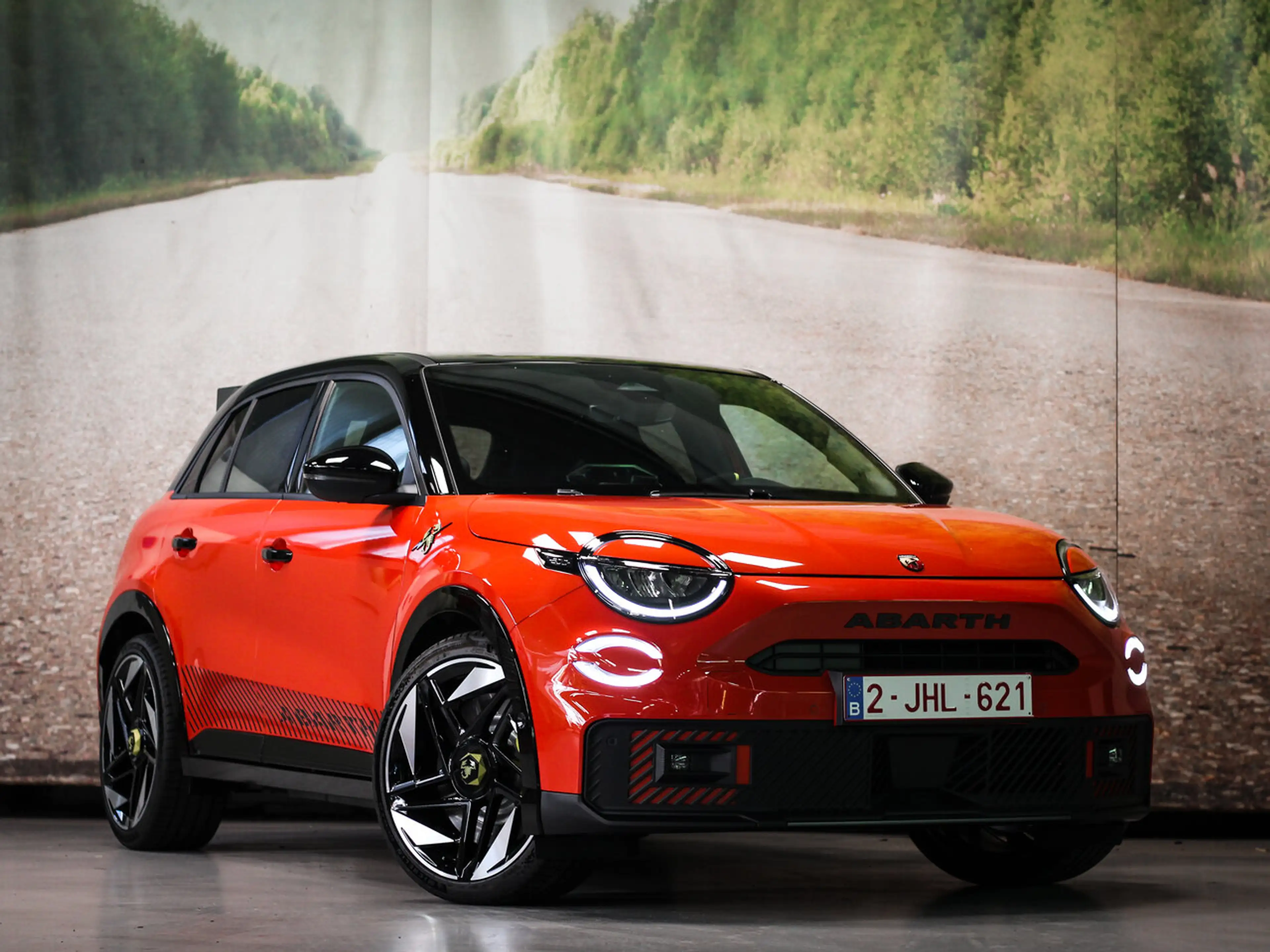 Abarth 600e Competizione