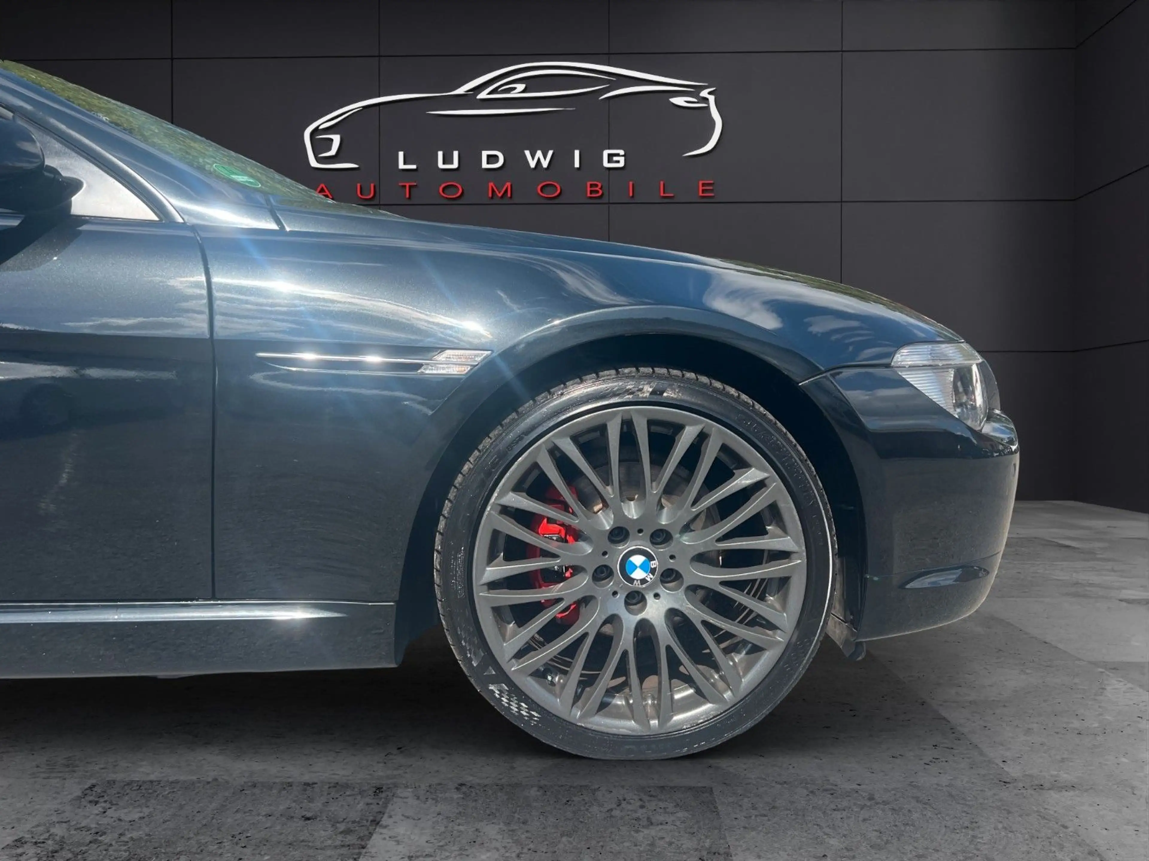 BMW 630 i Cabrio / AUTOMATIK / LEDER / NAVI / XENNON — photo 9