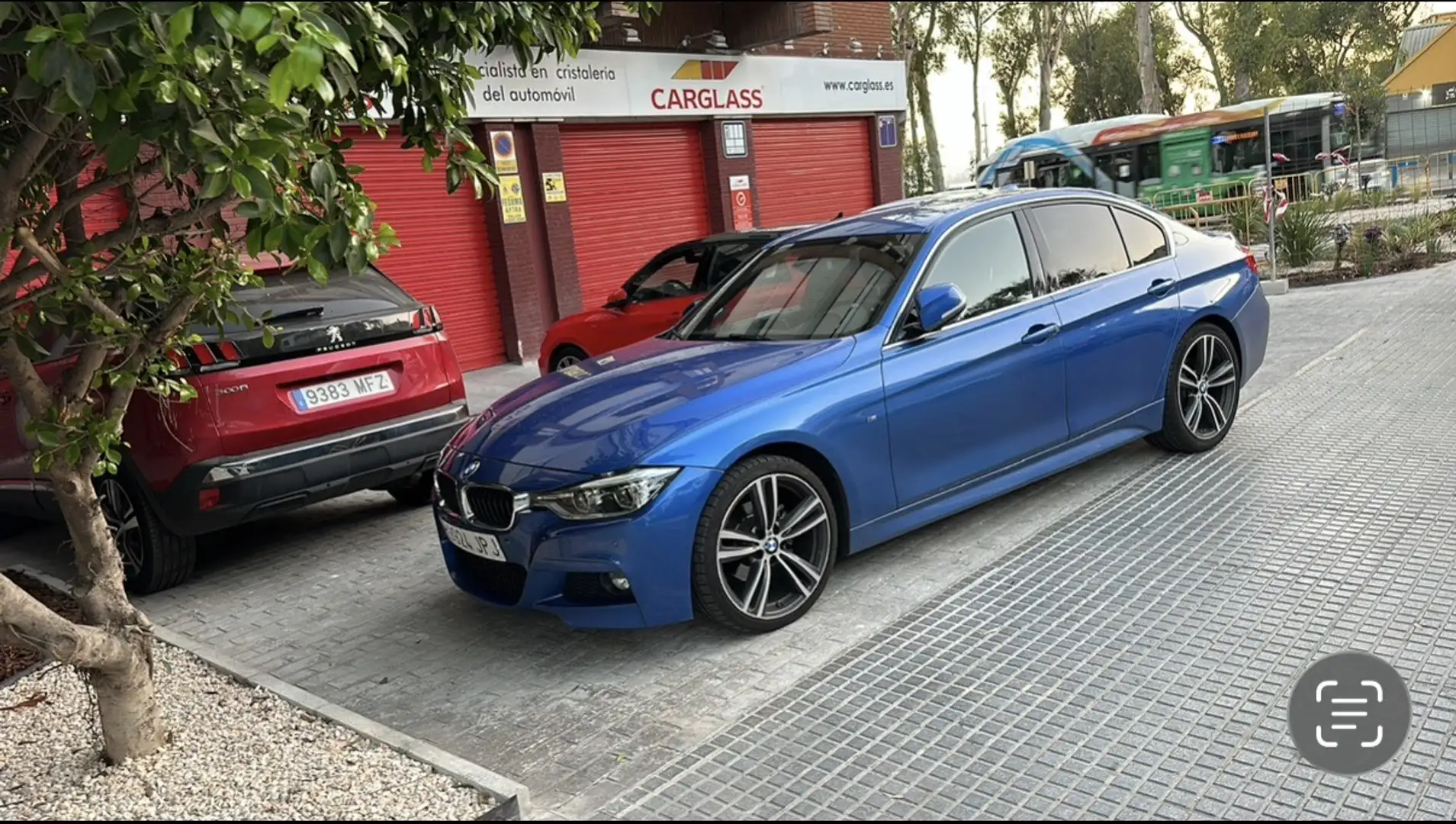 BMW 318 318dA - 1