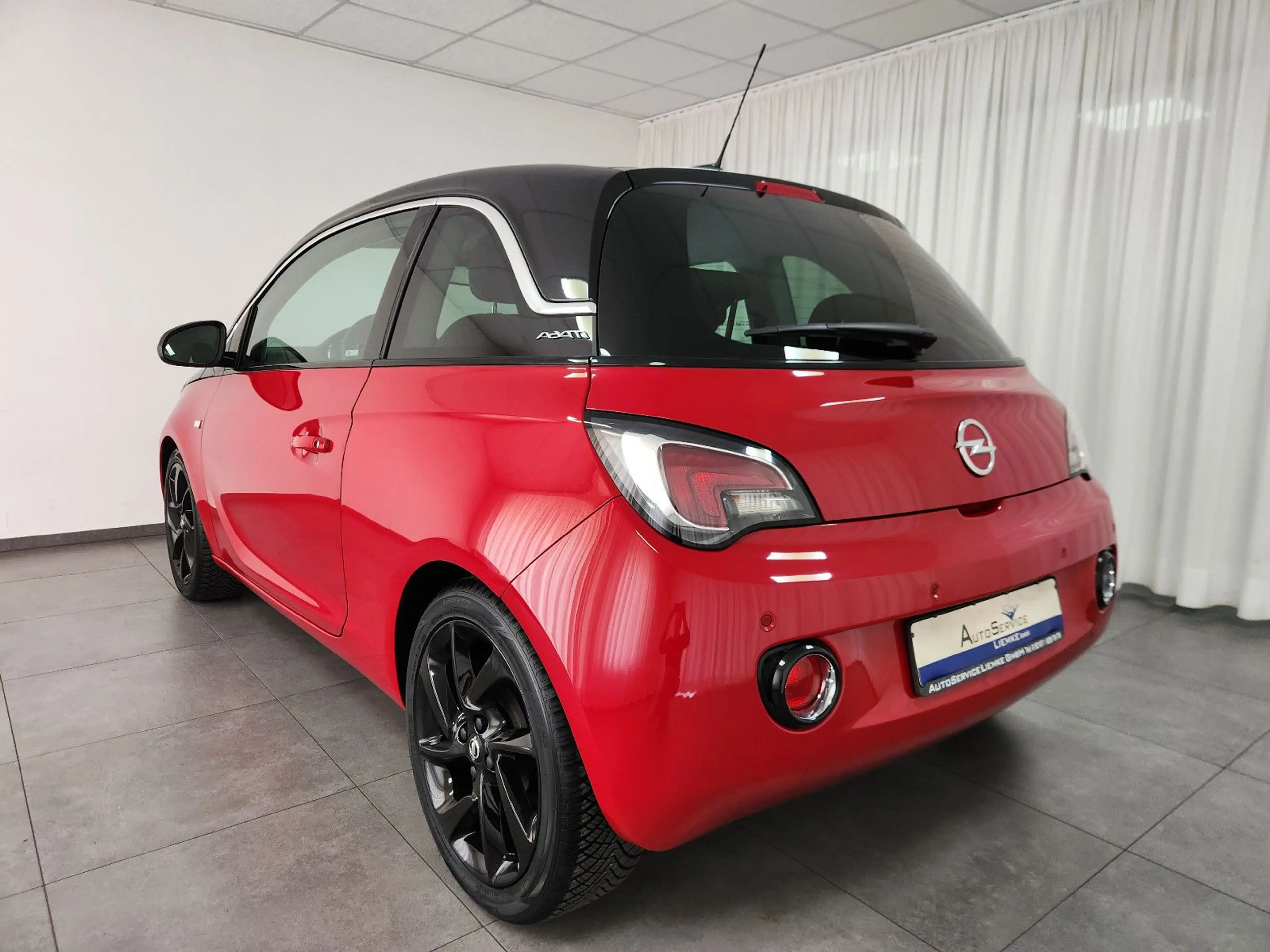 Opel Adam BLACK JACK 1.4 87PS SHZ TEL CarPlay M&S PDC — photo 7