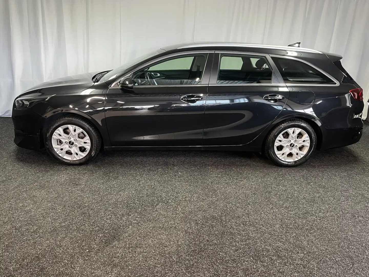 Kia Ceed SW / cee'd SW Sportswagon 1.0 T-GDi DynamicLine 1E EIGN/ECC/APPL Noir - 2