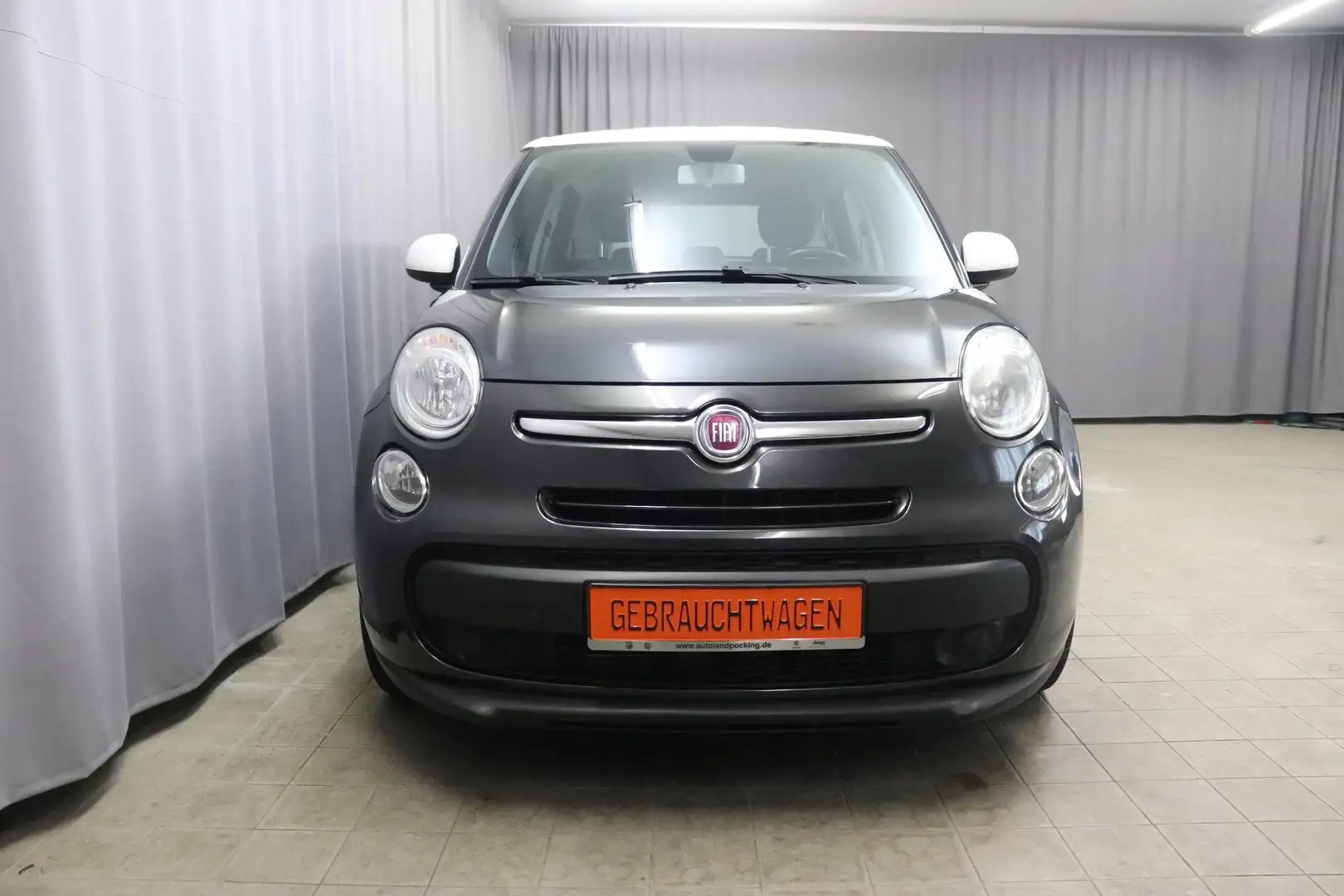 Fiat 500L Living POP Star 1.4 88kW (120PS) Navigationssys... Grau - 2