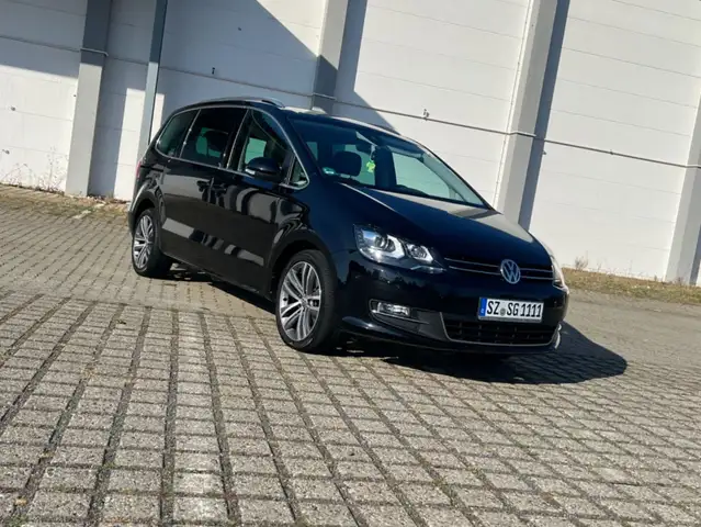 Volkswagen Sharan 2.0 TDI DSG IQ.DRIVE