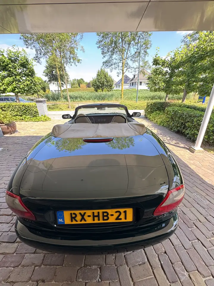 Jaguar XK8 Cabriolet, foto 11