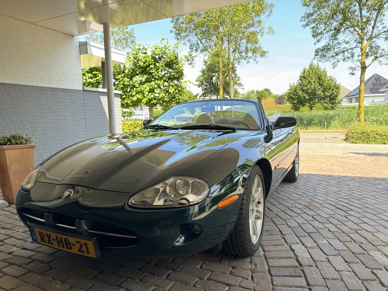 Jaguar XK8 Cabriolet, foto 1